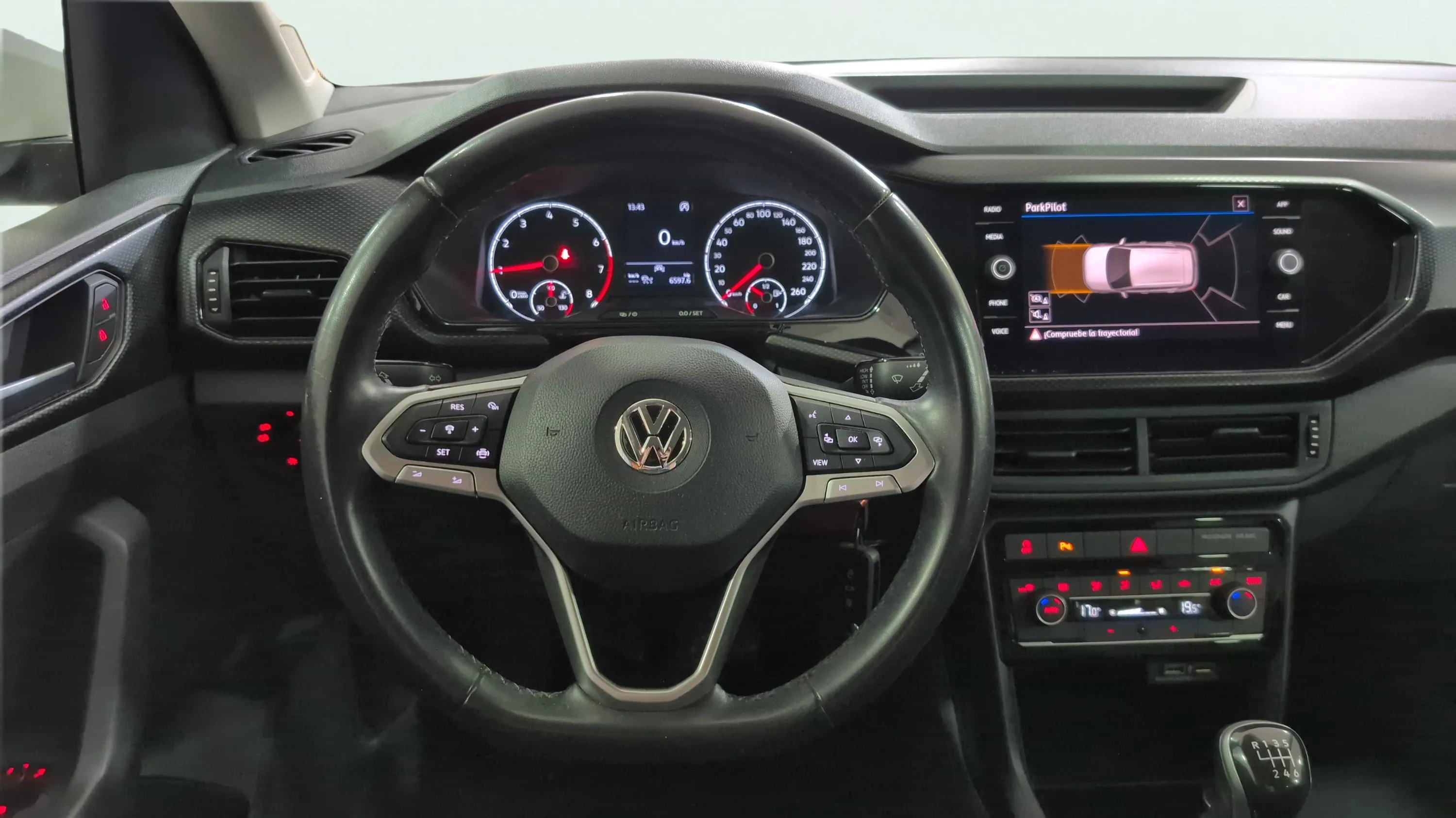 Volkswagen T-Cross Advance 1.0 TSI - foto 11