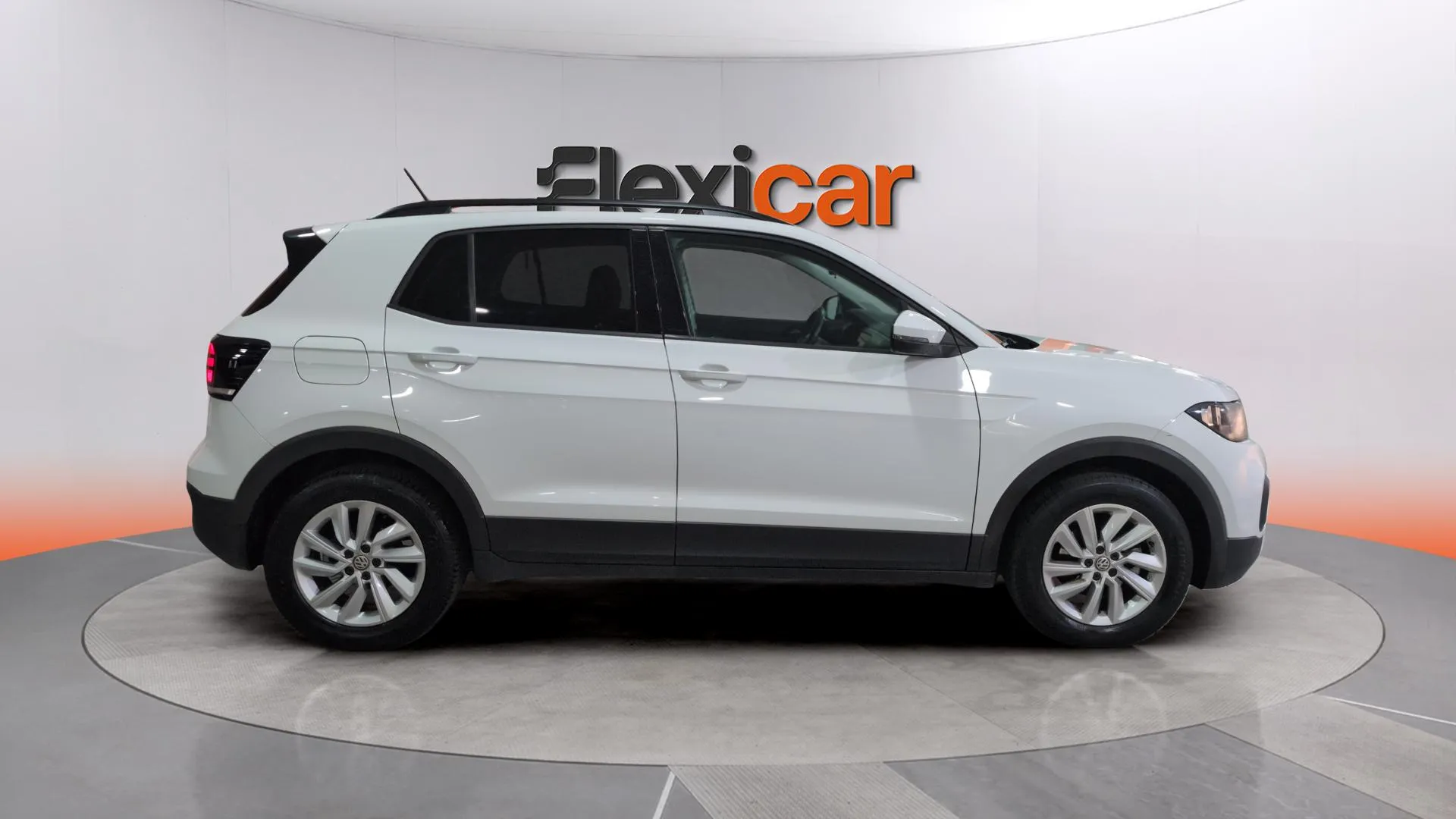 Volkswagen T-Cross Advance 1.0 TSI - foto 8