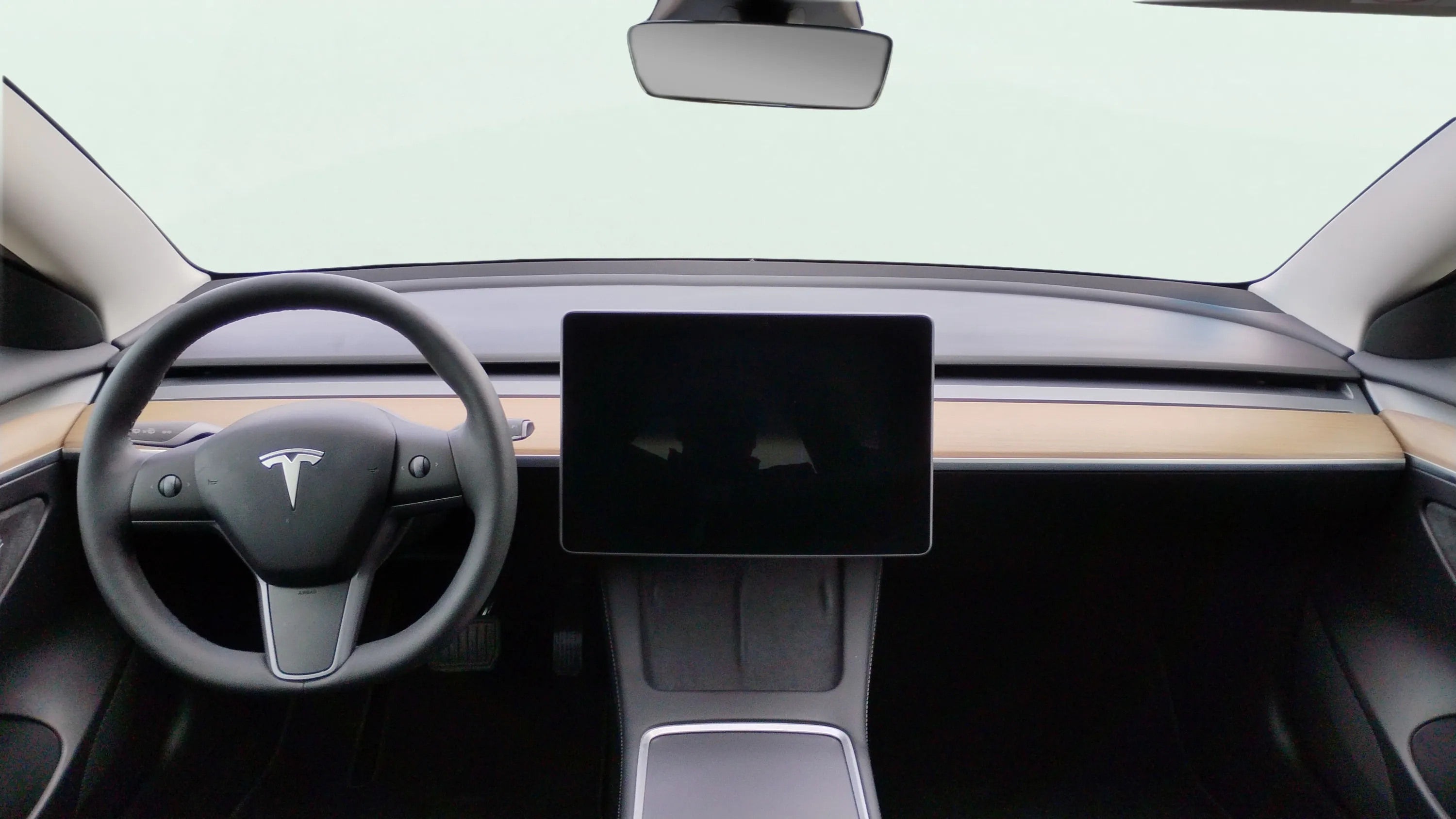 Tesla Model 3 RWD - foto 10