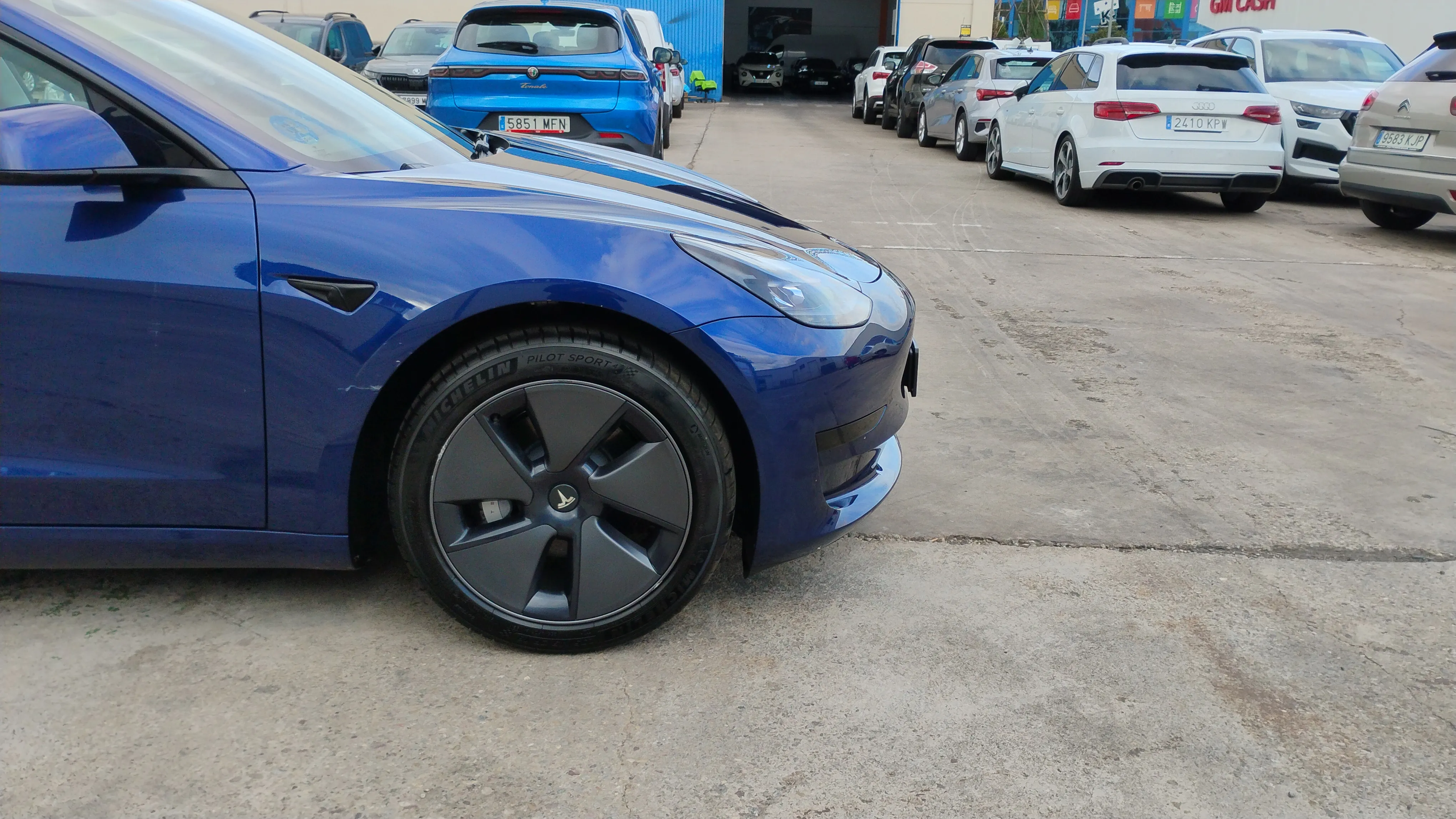 Tesla Model 3 RWD - foto 21