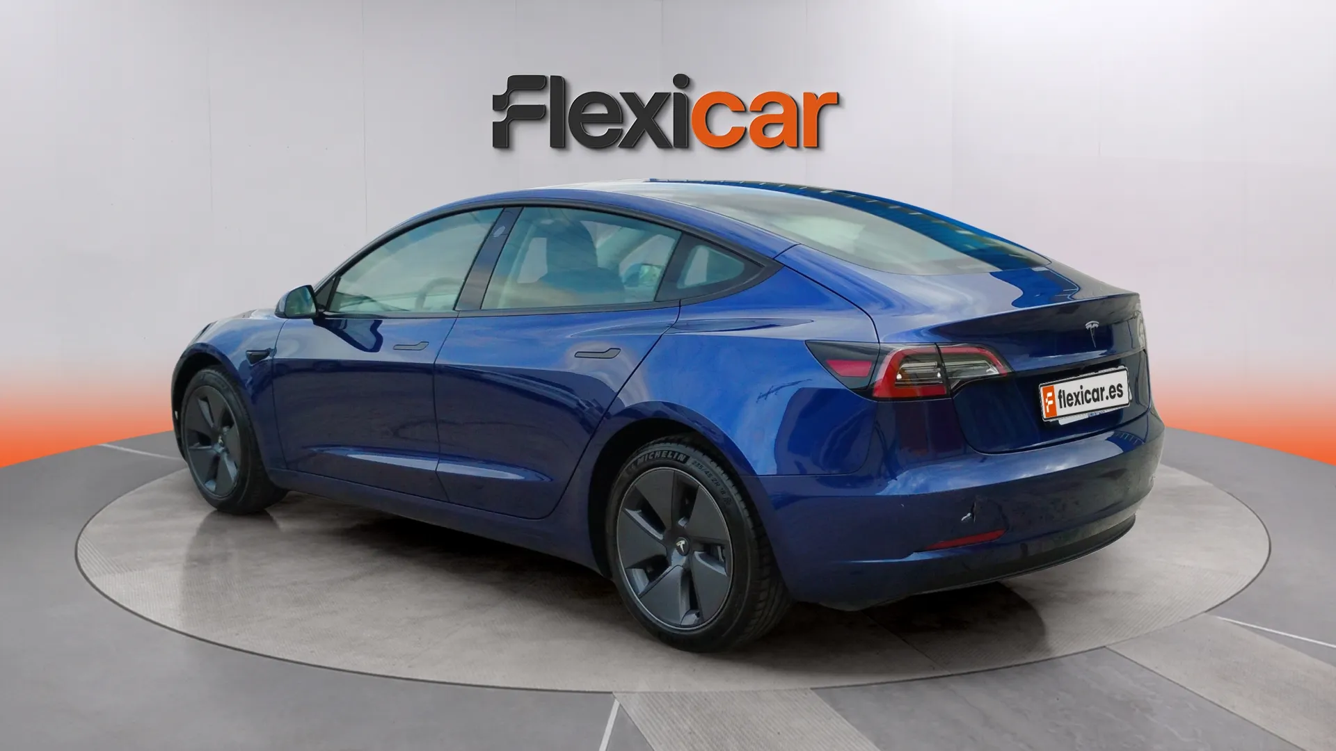 Tesla Model 3 RWD - foto 7