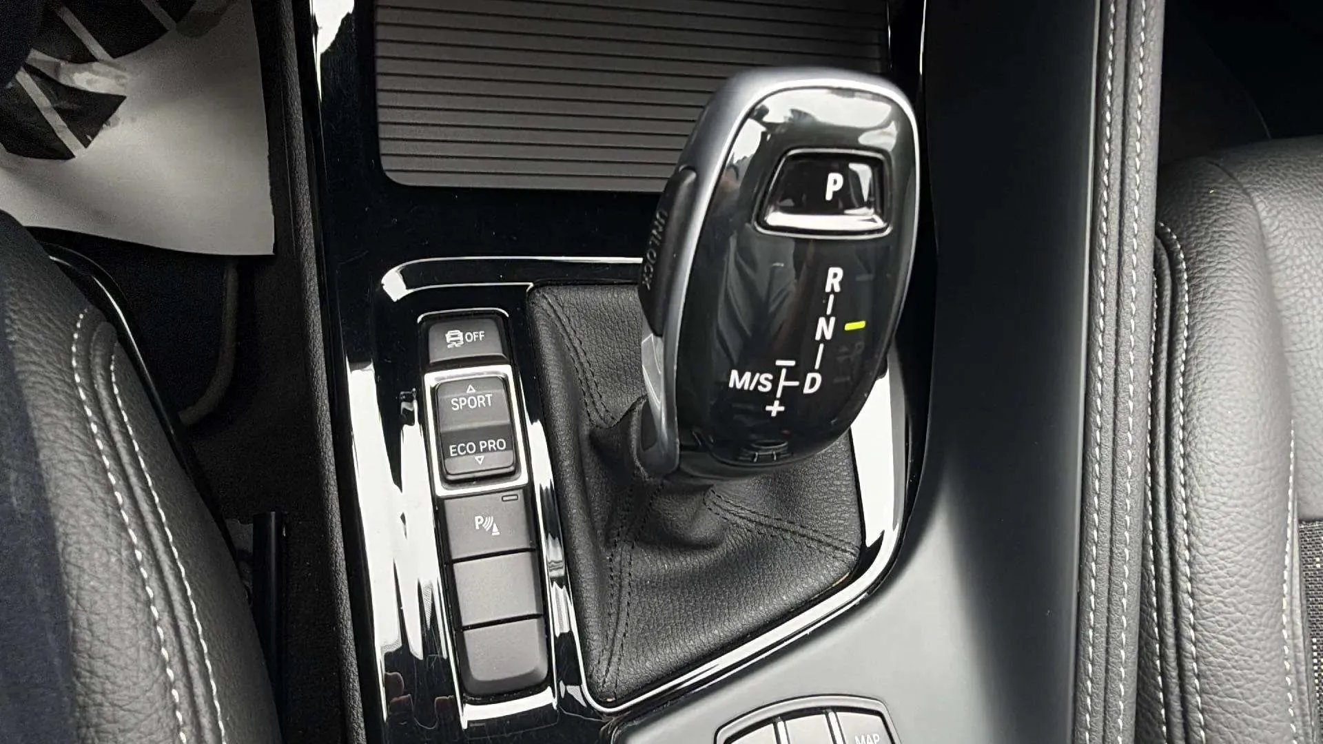 BMW X1 sDrive18d - foto 21