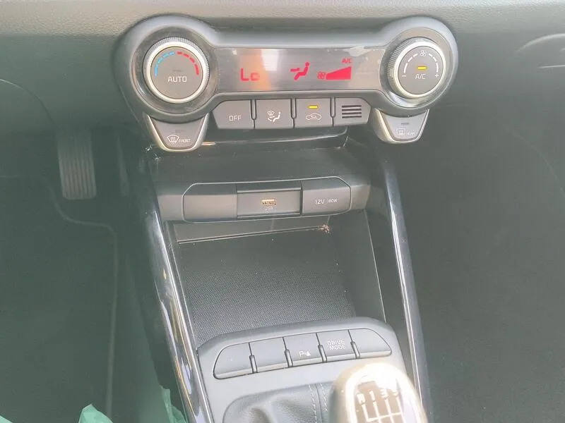 Kia Stonic 1.0 T-GDi iMT Drive - foto 12