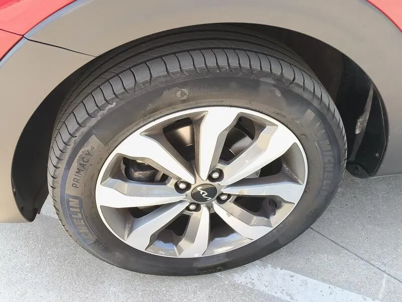 Kia Stonic 1.0 T-GDi iMT Drive - foto 46