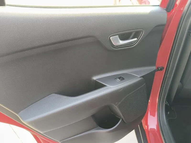 Kia Stonic 1.0 T-GDi iMT Drive - foto 36