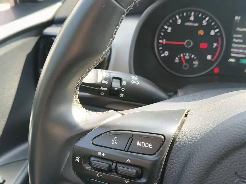 Kia Stonic 1.0 T-GDi iMT Drive - foto 28