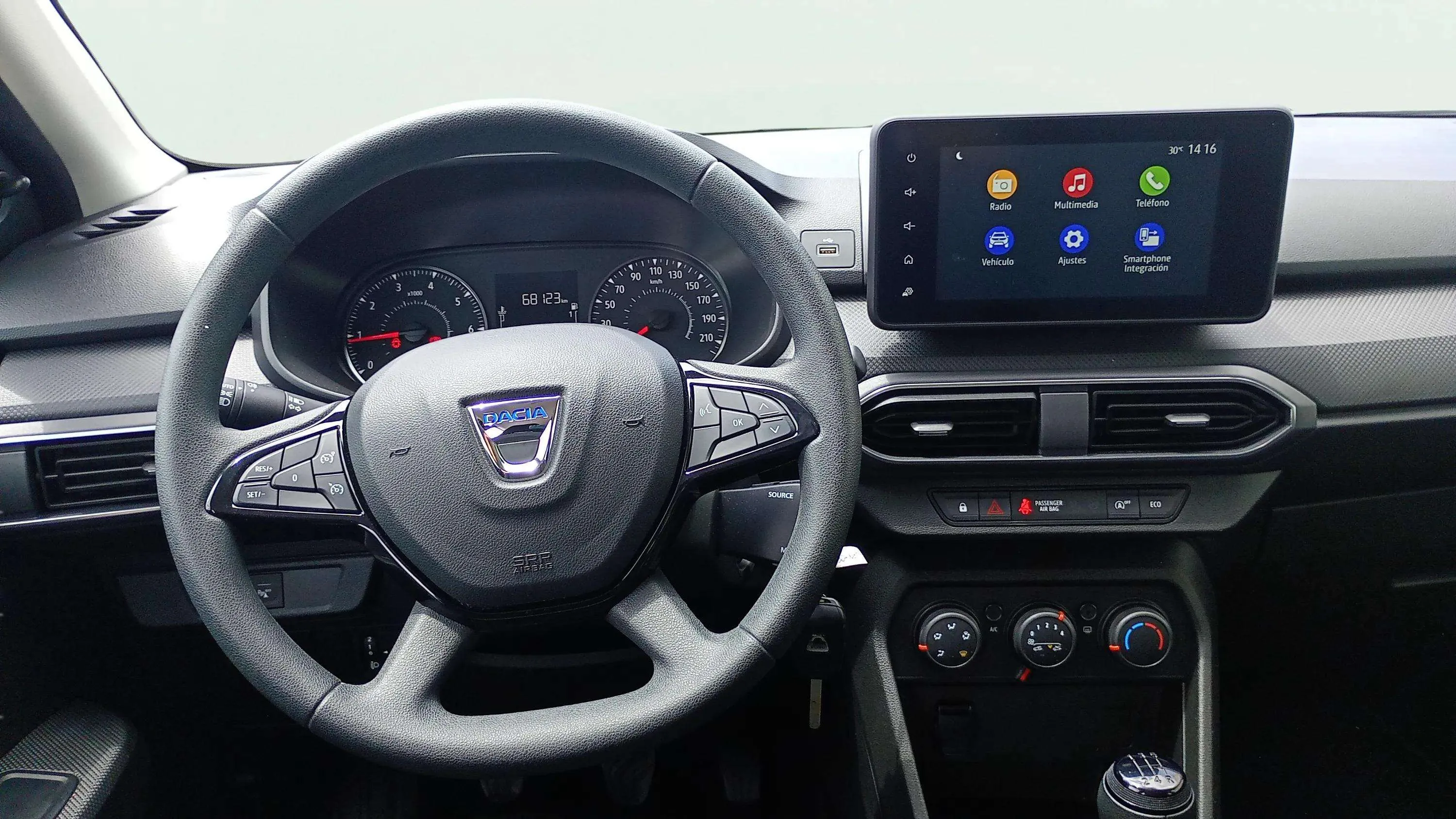 Dacia Sandero Essential TCe - foto 11
