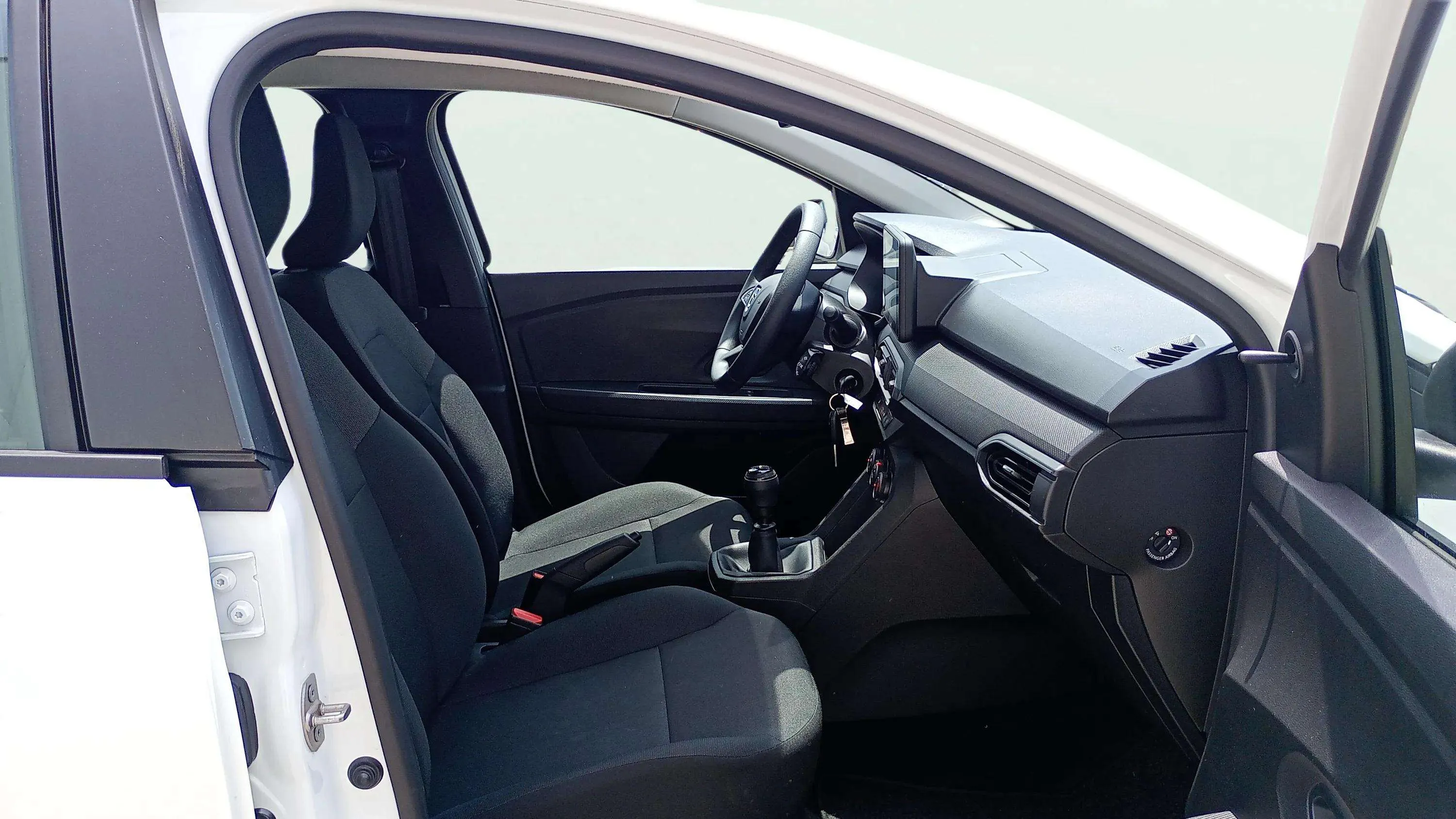 Dacia Sandero Essential TCe - foto 13