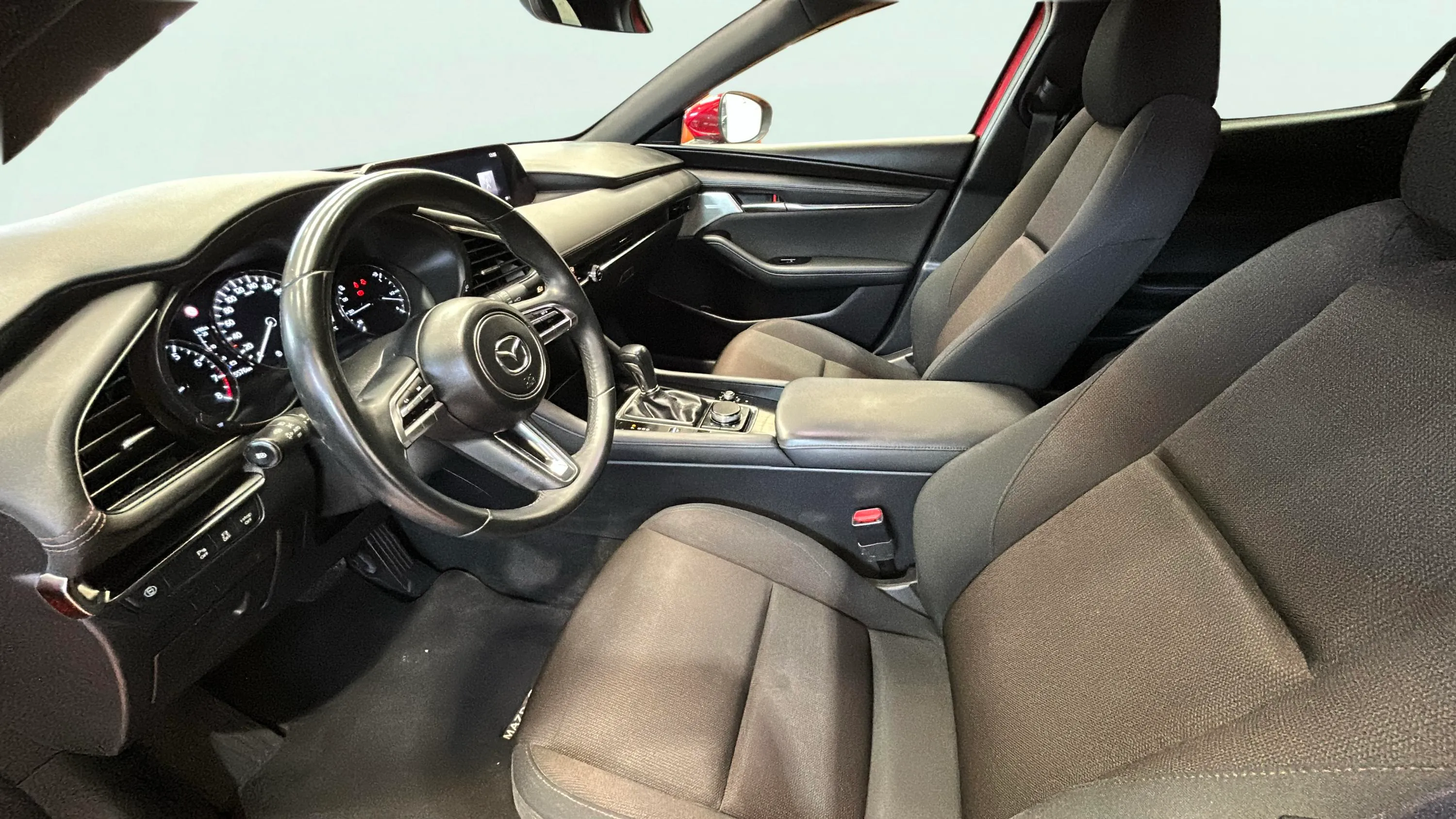 Mazda Mazda3 2.0 Skyactiv-X Zenith Safety RED - foto 13