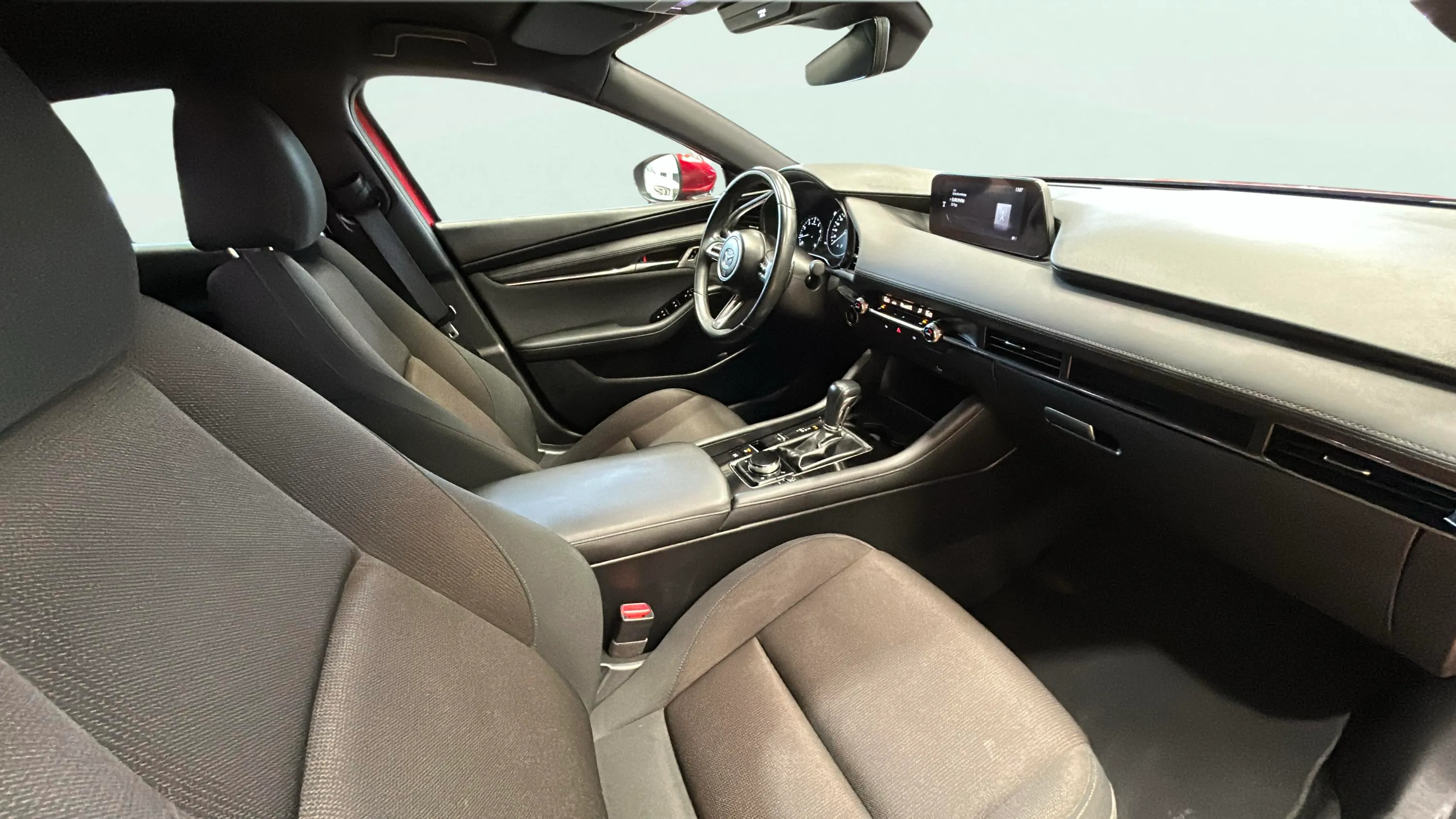 Mazda Mazda3 2.0 Skyactiv-X Zenith Safety RED - foto 14