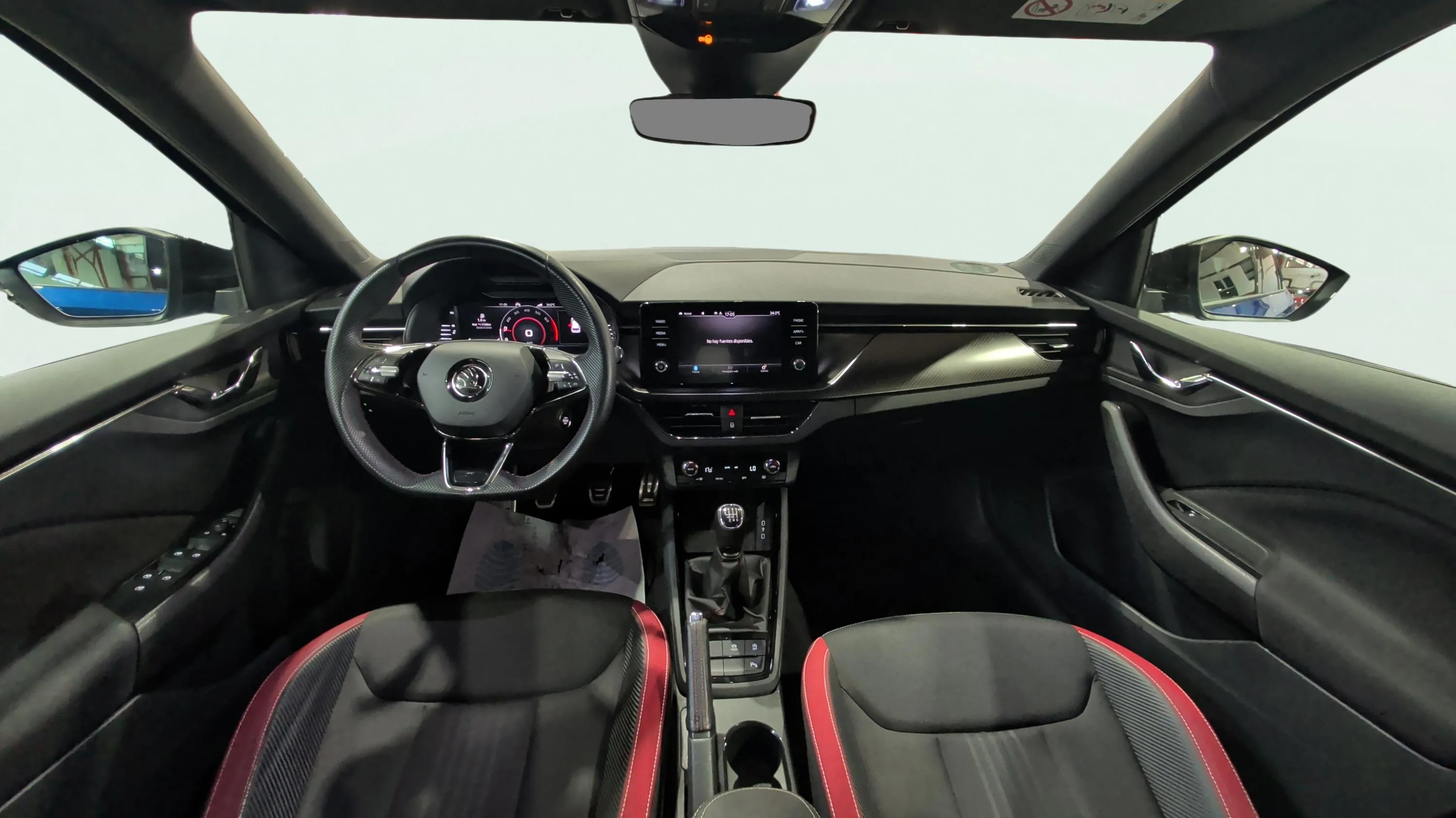 Škoda Kamiq 1.5 TSI Montecarlo - foto 14