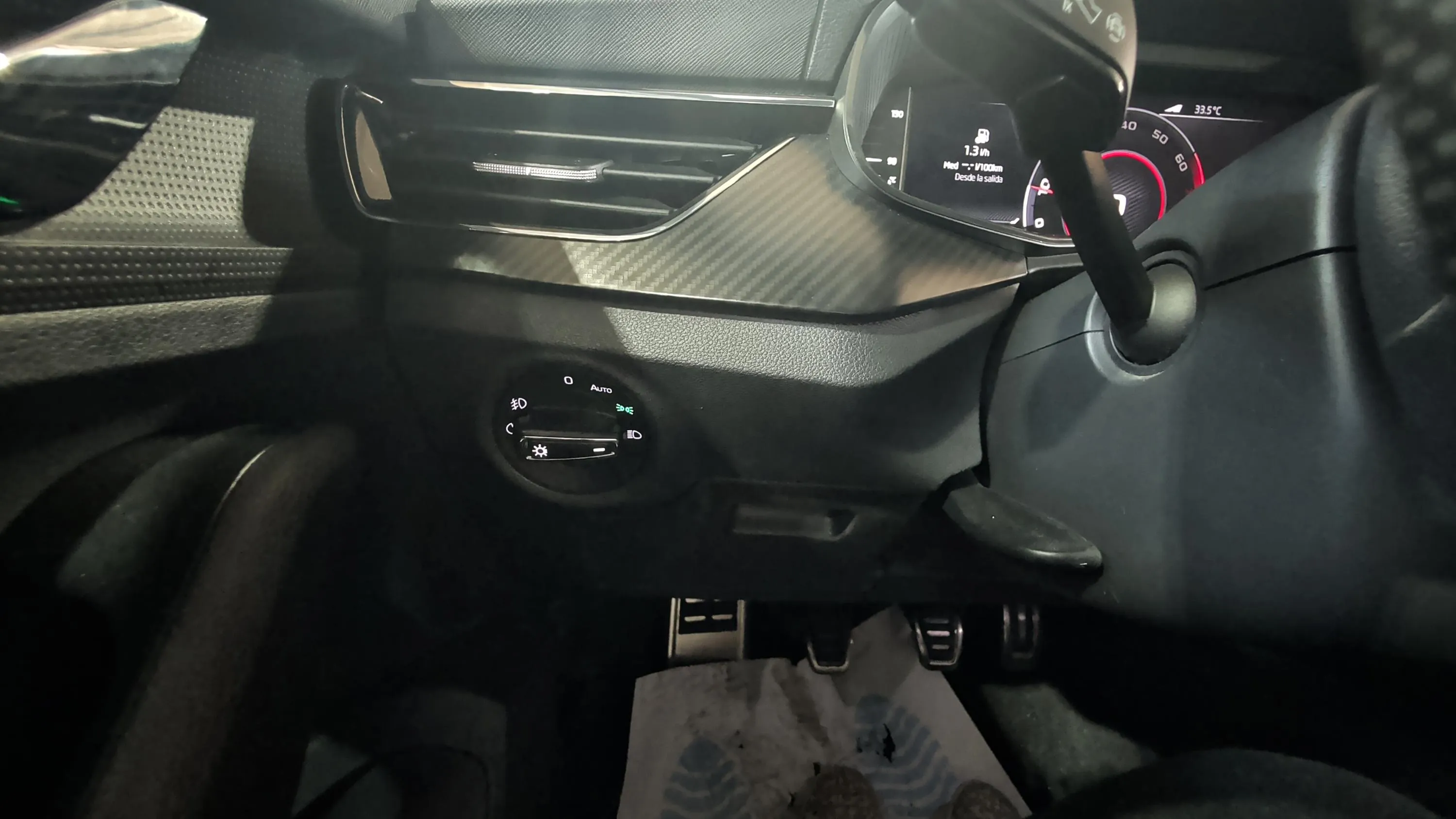 Škoda Kamiq 1.5 TSI Montecarlo - foto 10
