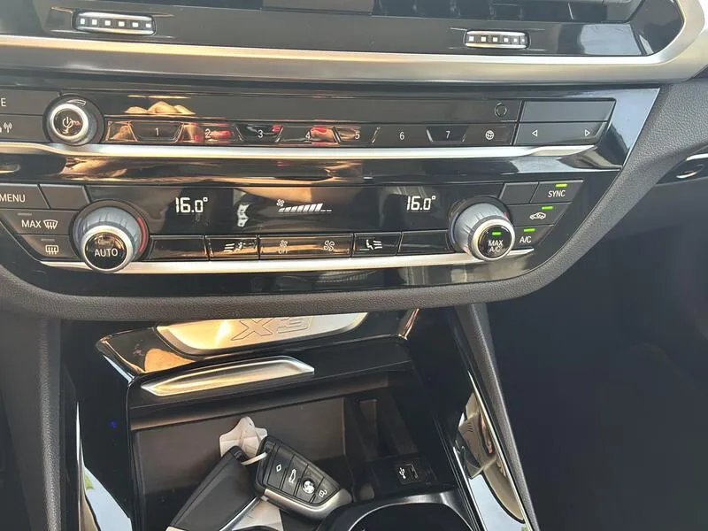 BMW X3 18d sDrive - foto 42