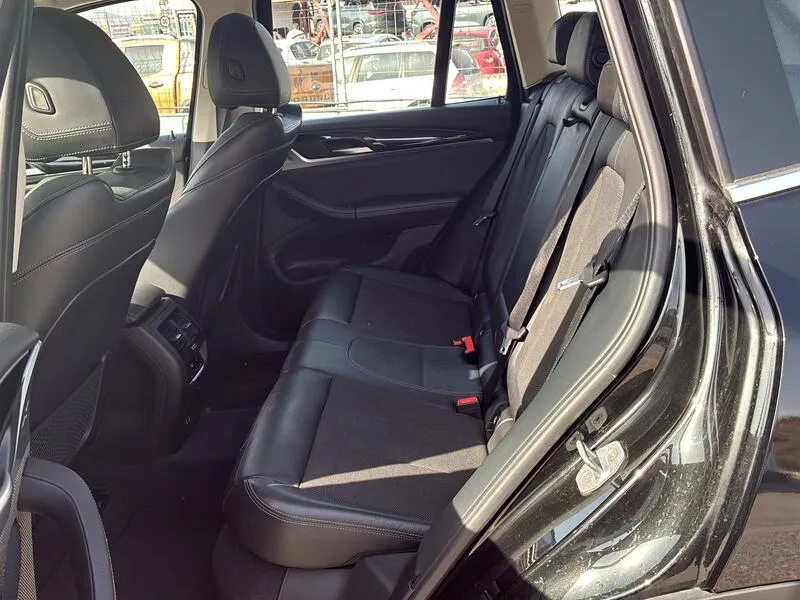 BMW X3 18d sDrive - foto 29