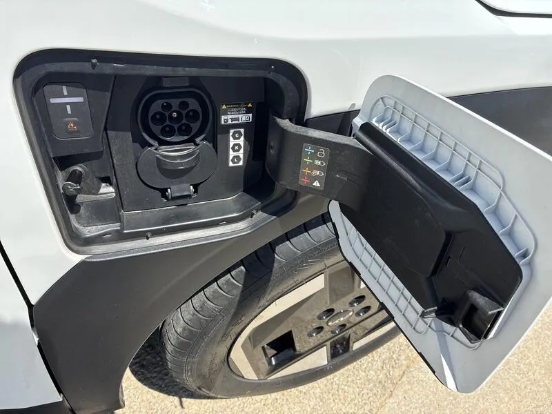 Kia EV3 Standard Range - foto 38