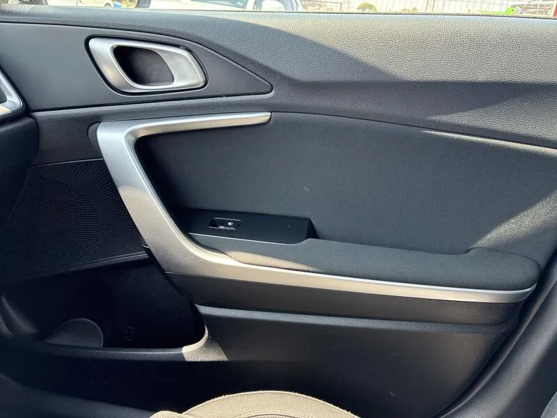 Kia XCeed 1.0 T-GDi Drive - foto 23