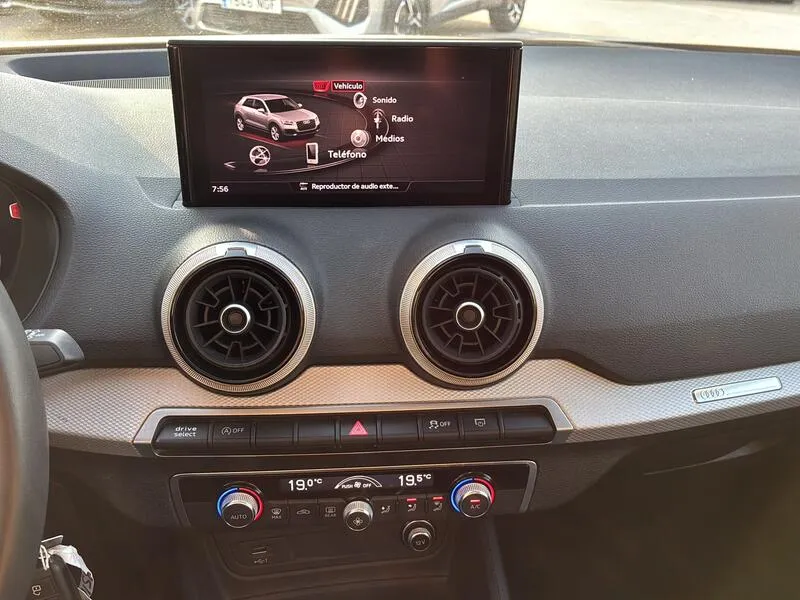 Audi Q2 S line 30 TDI S tronic - foto 15
