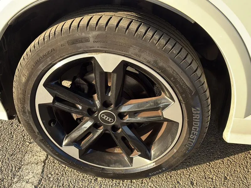 Audi Q2 S line 30 TDI S tronic - foto 37