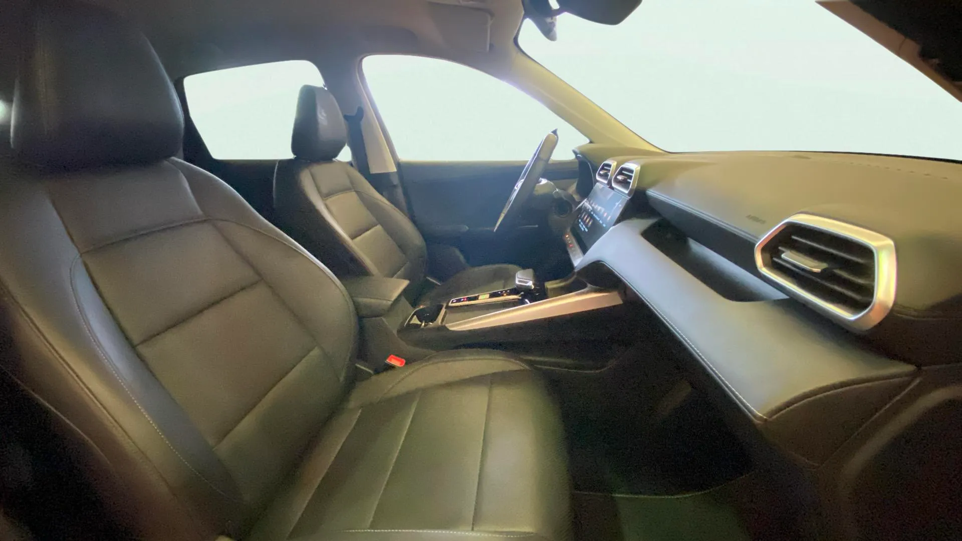 MG ZS Hybrid+ Comfort - foto 12