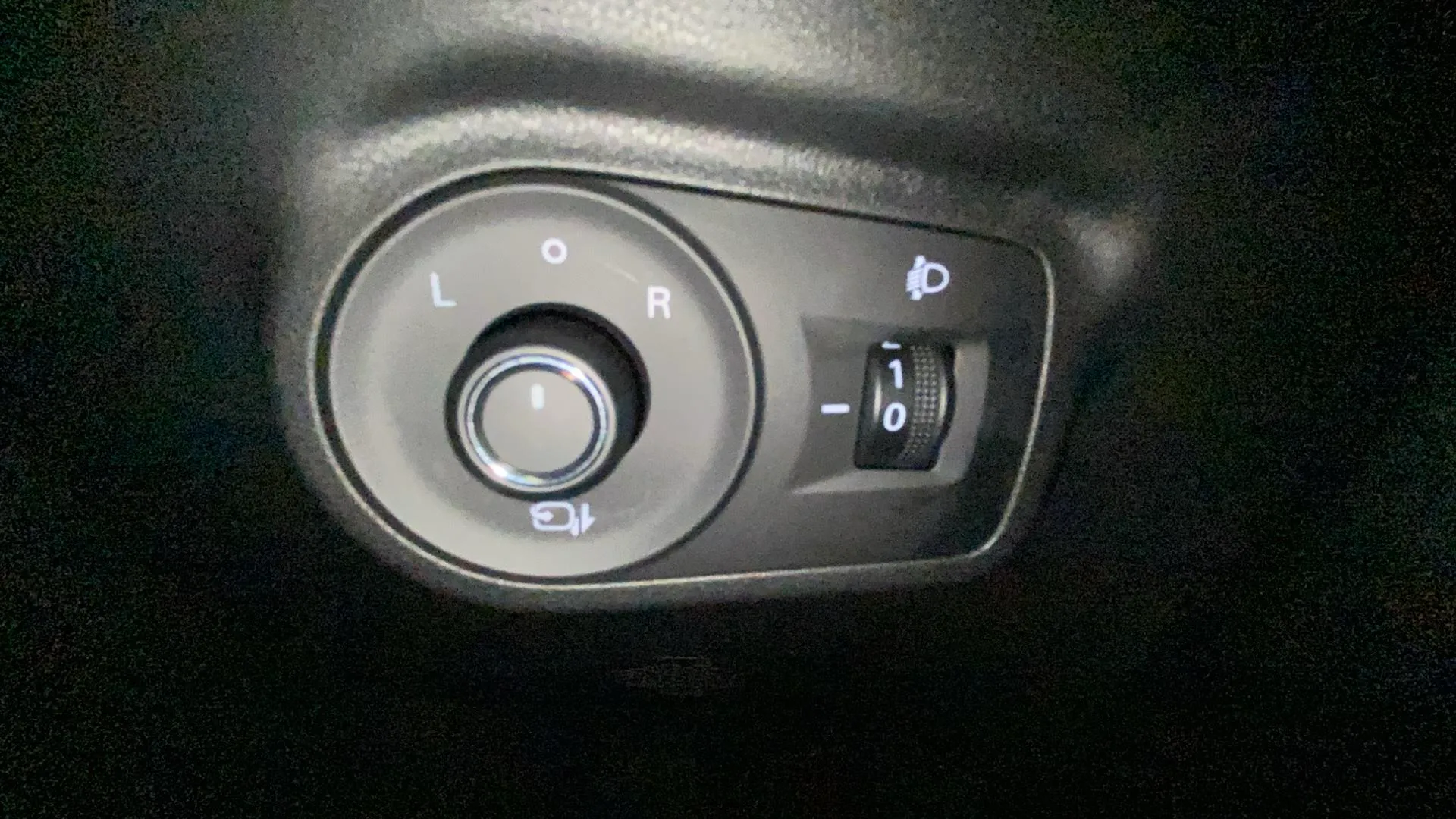 MG ZS Hybrid+ Comfort - foto 35