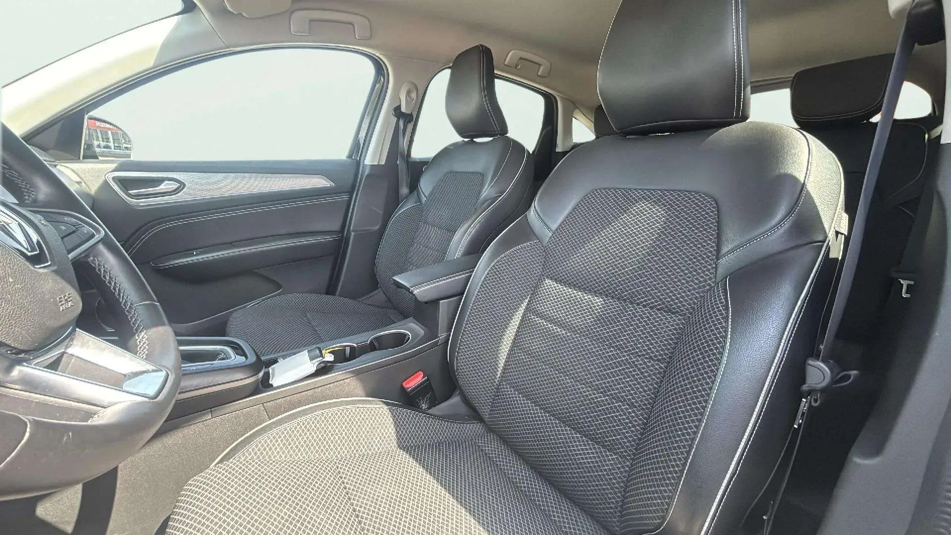 Renault Arkana Techno TCe EDC mild hybrid - foto 14