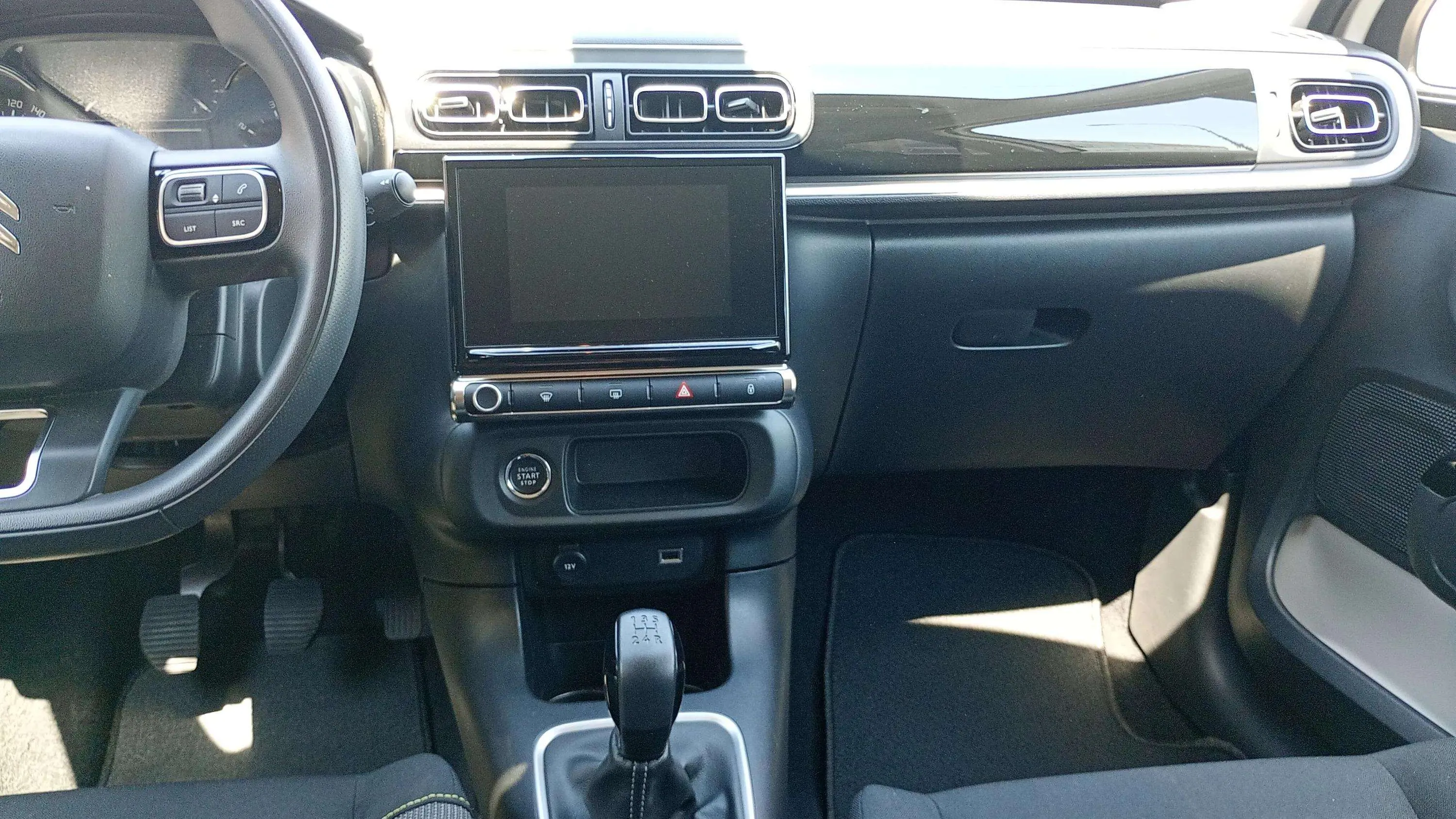 Citroën C3 PureTech Shine - foto 7