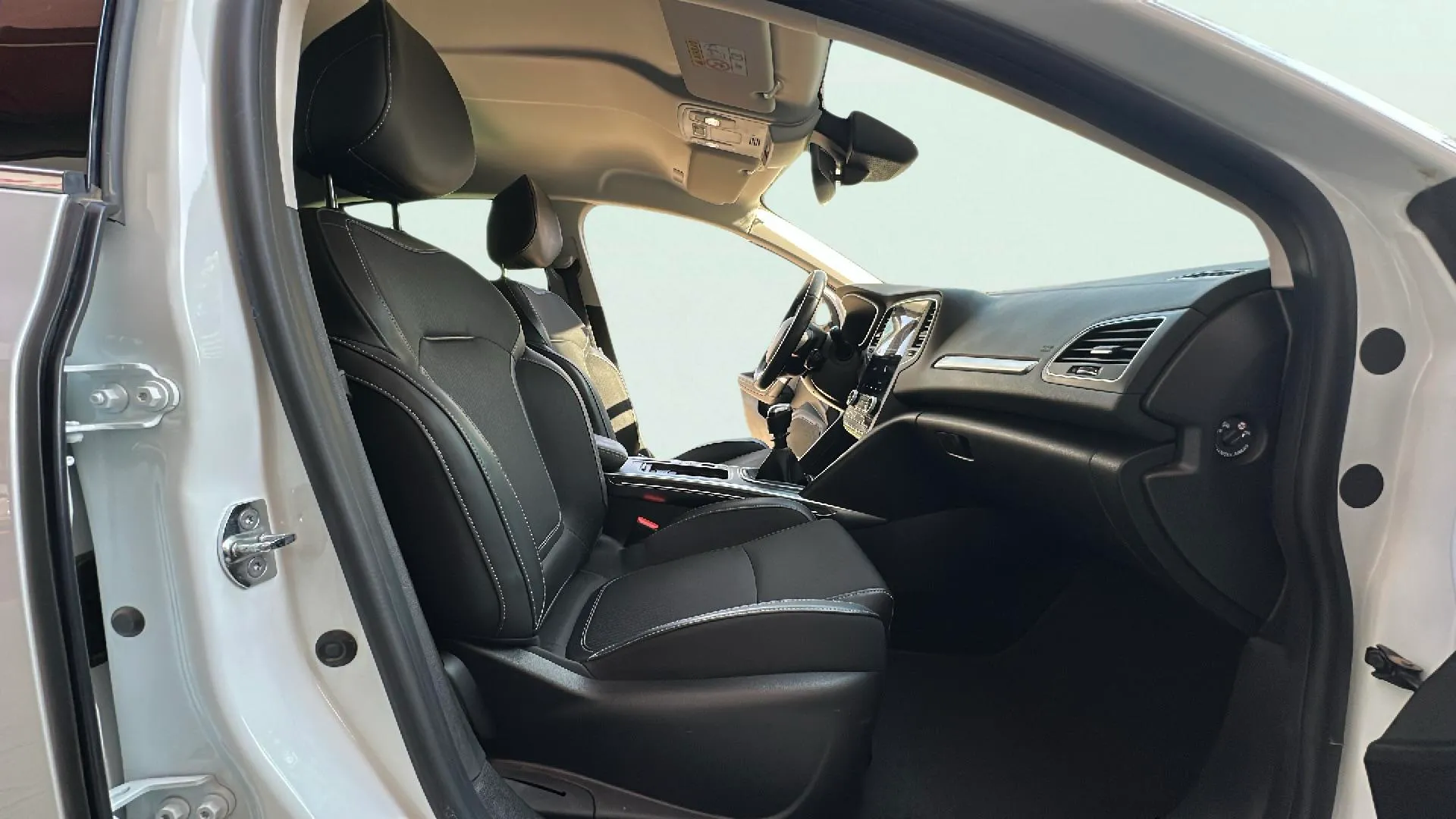 Renault Mégane Intens TCe GPF - foto 15