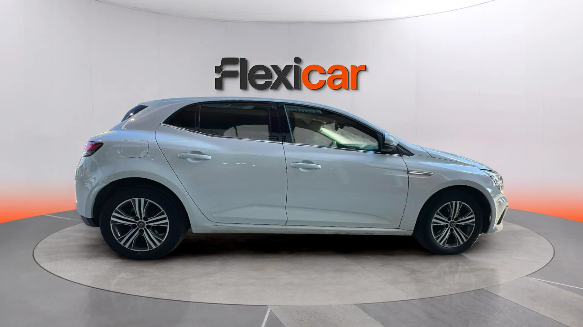 Renault Mégane Intens TCe GPF - foto 8