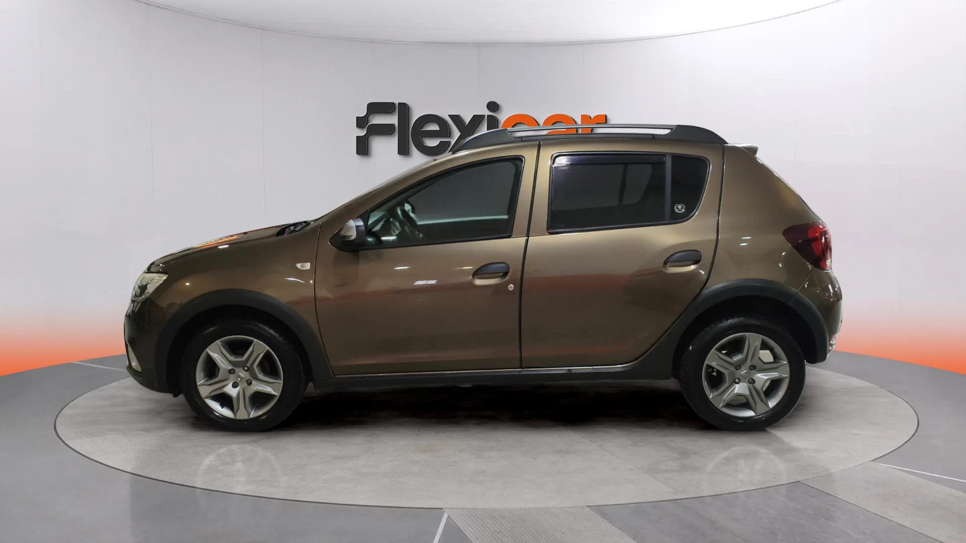 Dacia Sandero Stepway Essential TCe - foto 3