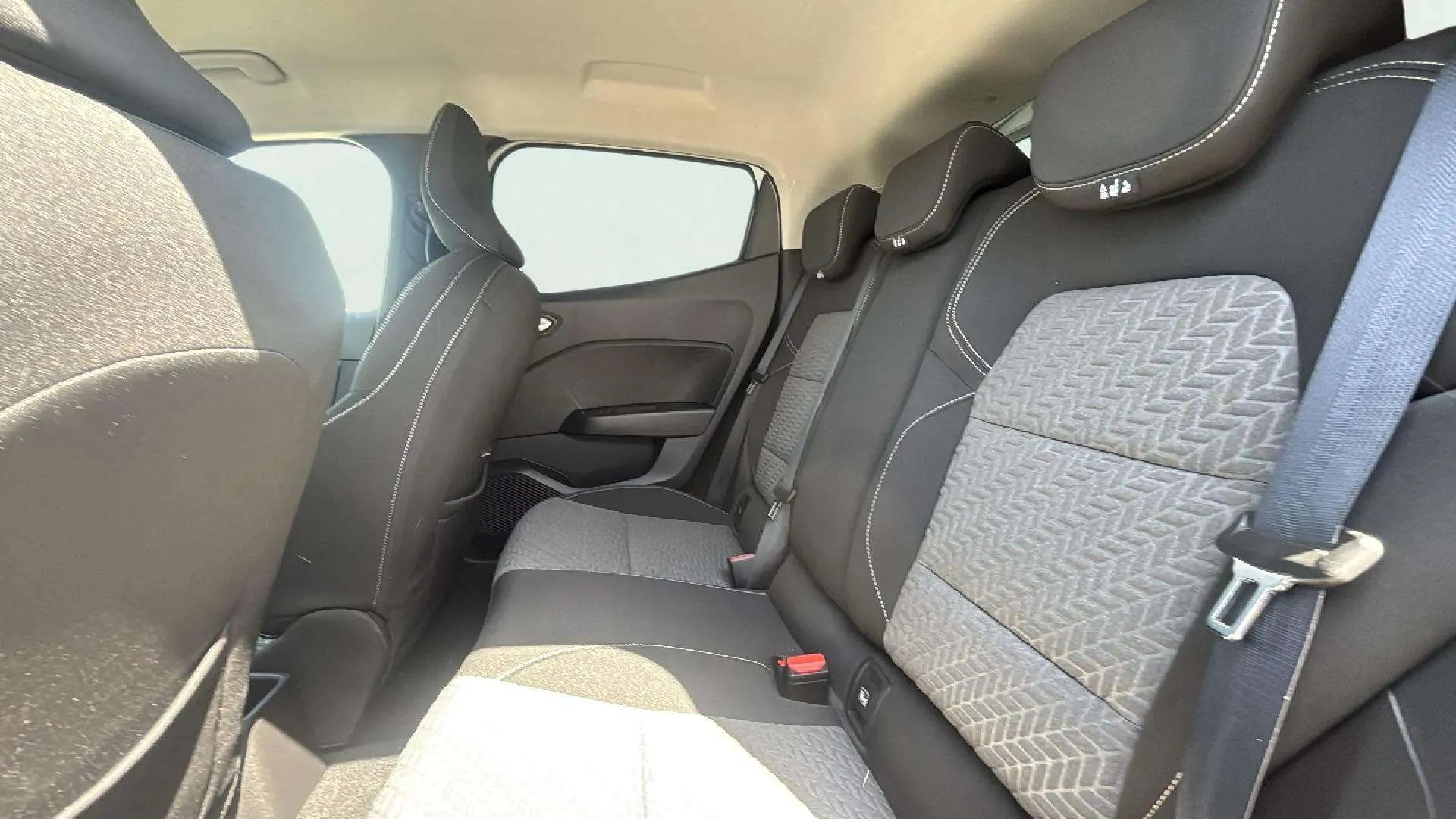 Renault Clio Authentic SCe - foto 15