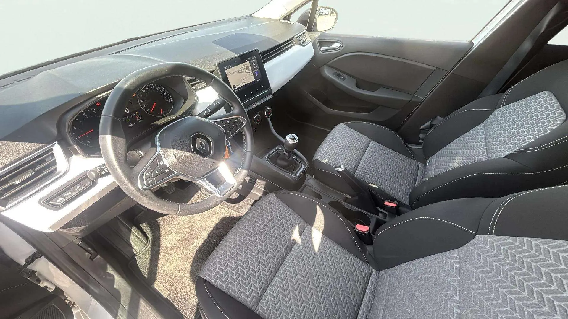 Renault Clio Authentic SCe - foto 10