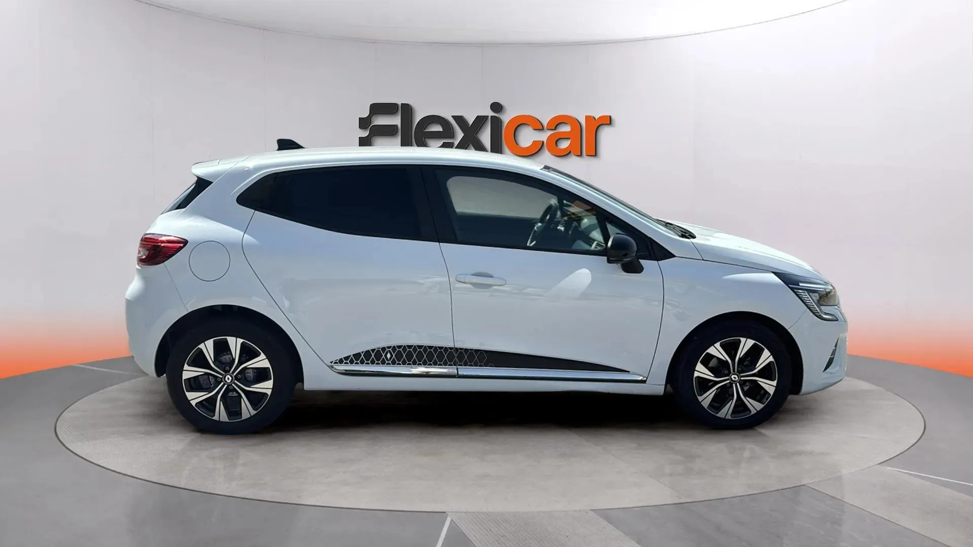 Renault Clio Authentic SCe - foto 7