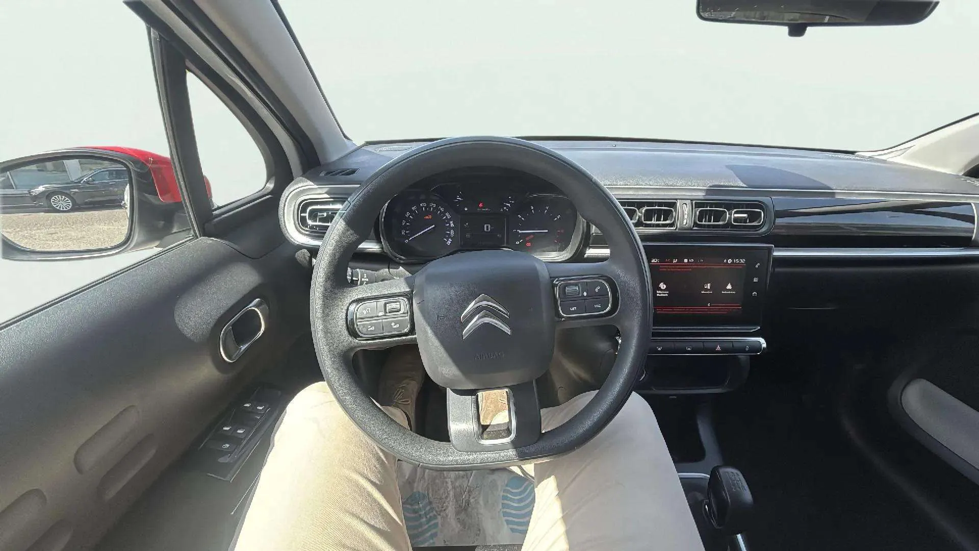 Citroën C3 PureTech Shine - foto 9