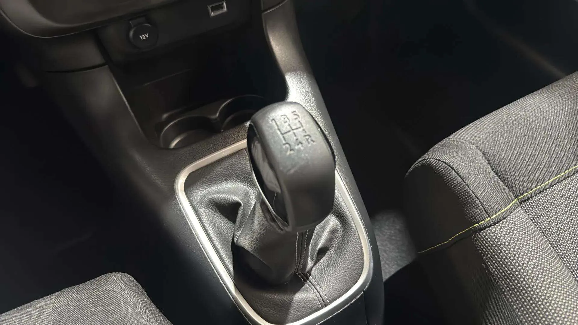Citroën C3 PureTech Shine - foto 18
