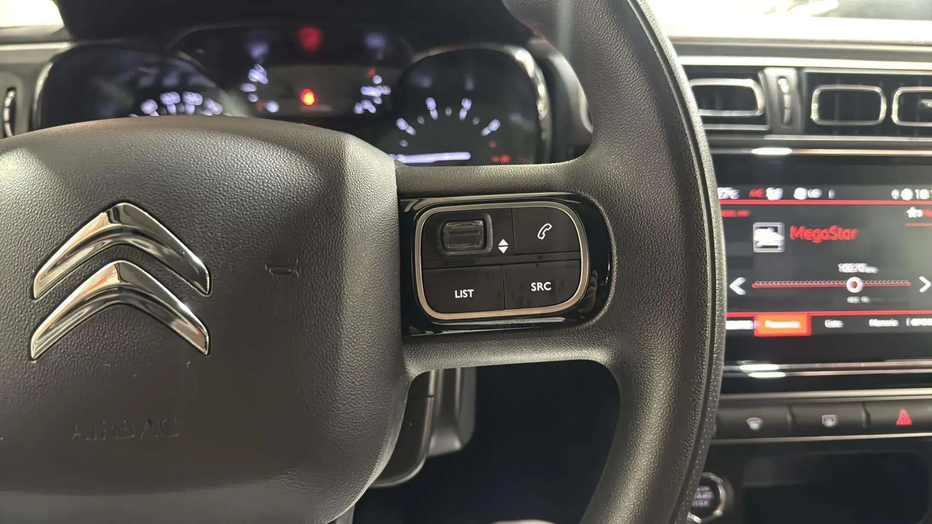 Citroën C3 PureTech Shine - foto 17