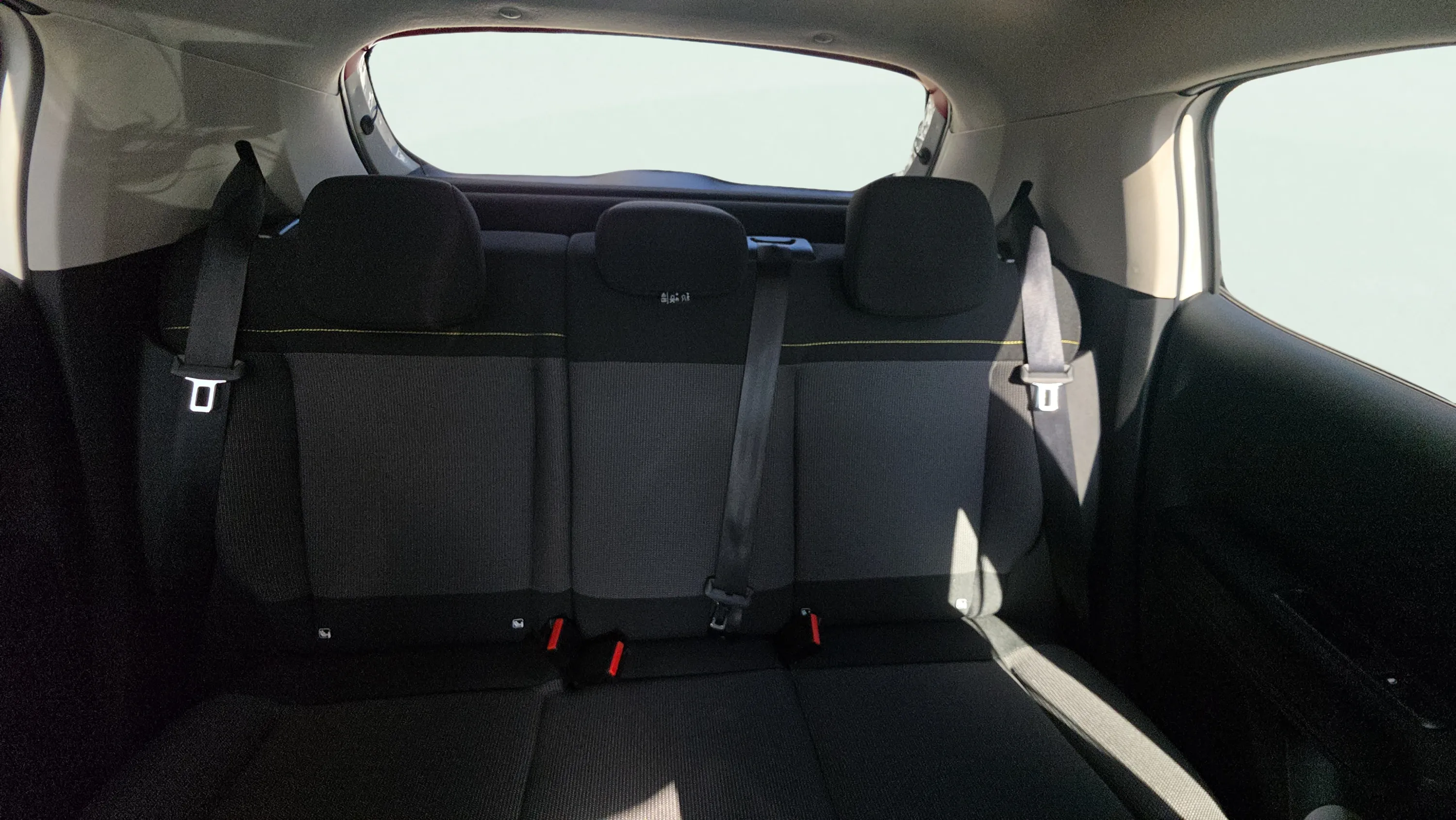 Citroën C3 PureTech Shine - foto 19
