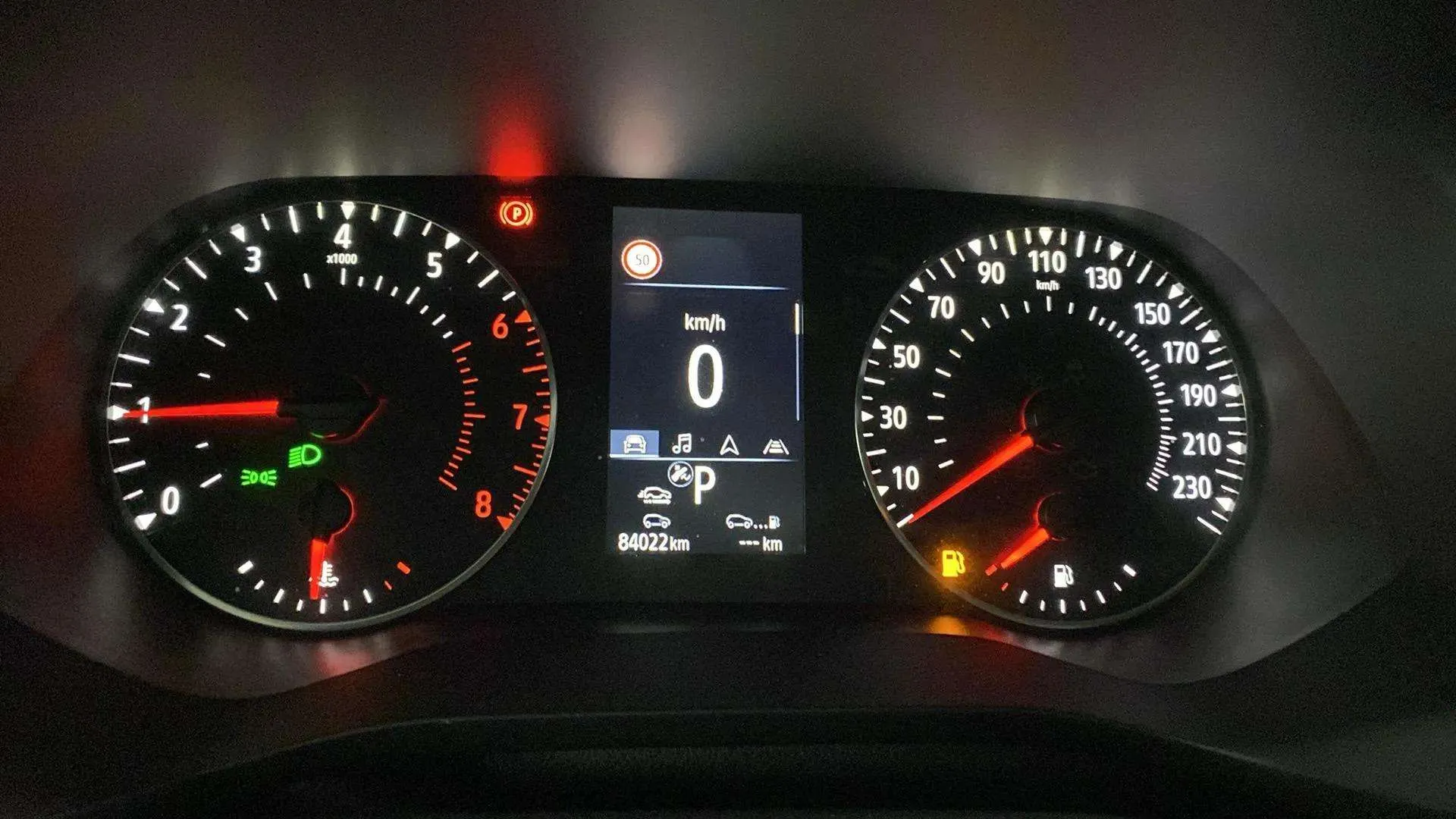 Renault Arkana Equilibre TCe EDC mild hyb - foto 17