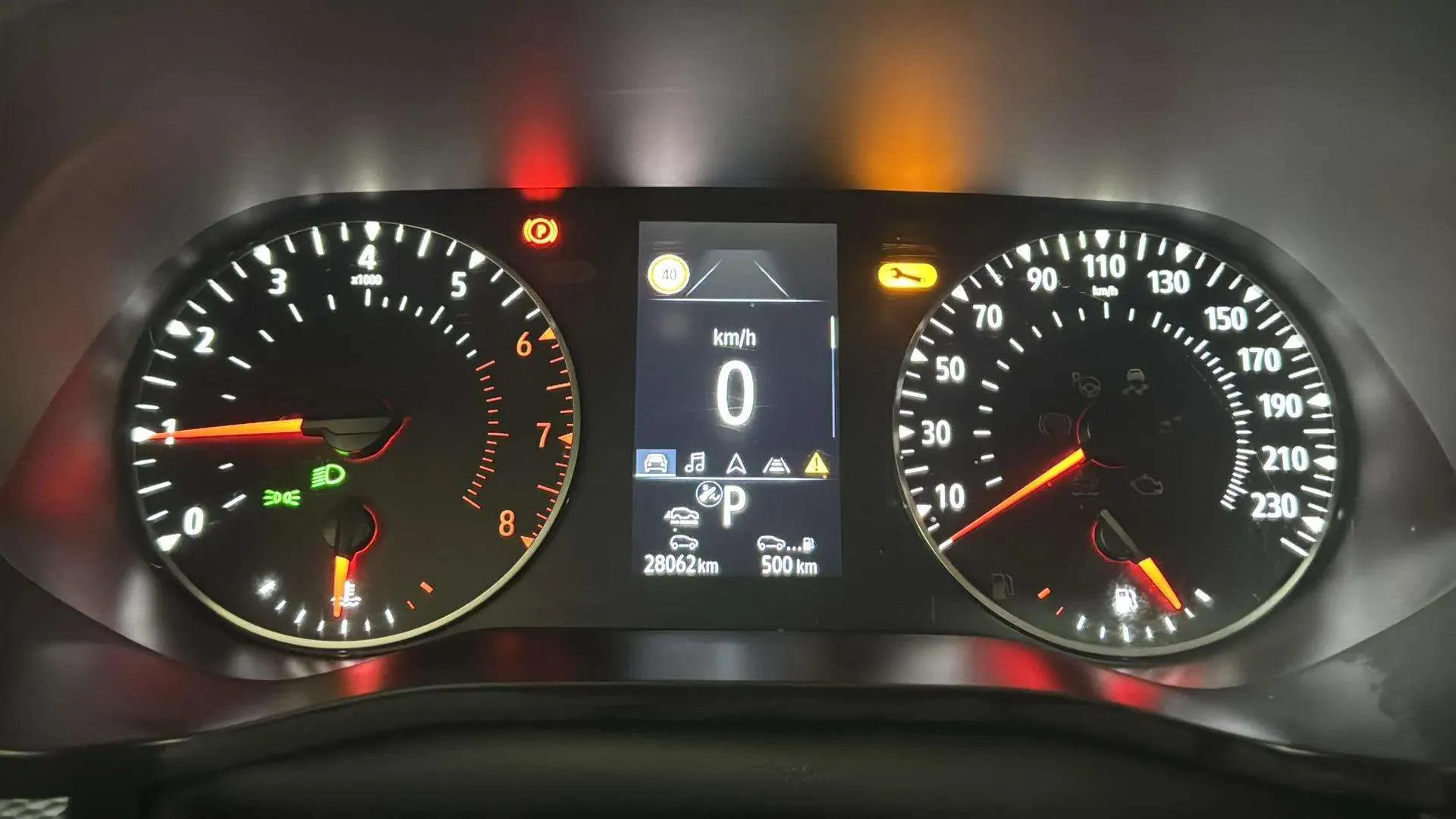 Renault Arkana Evolution TCe EDC mild hybr - foto 9