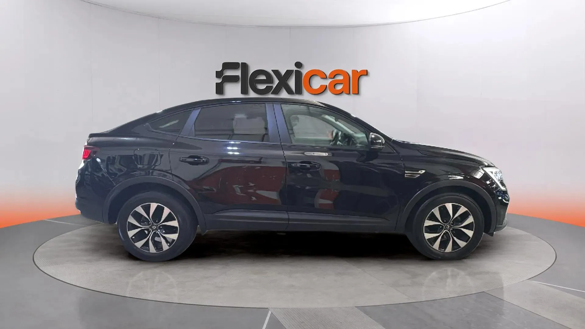 Renault Arkana Evolution TCe EDC mild hybr - foto 8