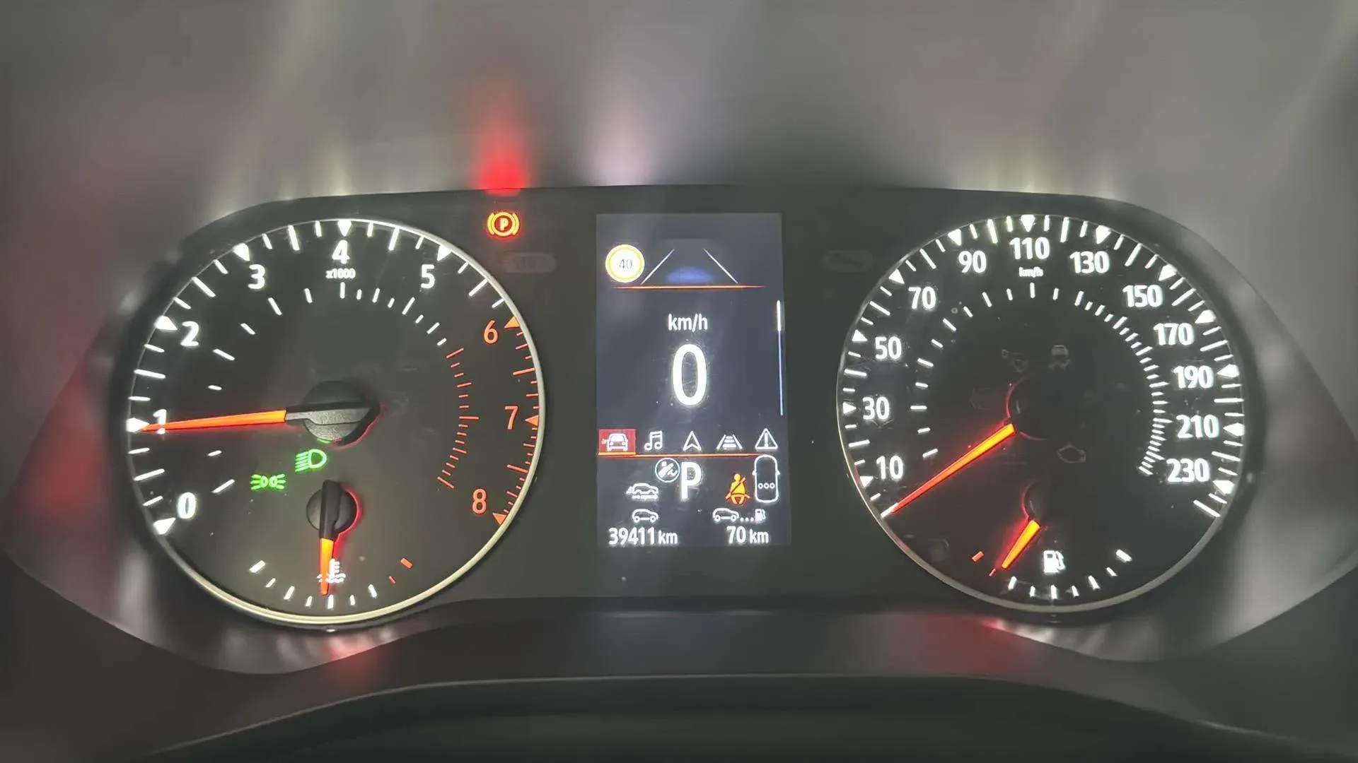 Renault Arkana Evolution TCe EDC mild hybr - foto 9