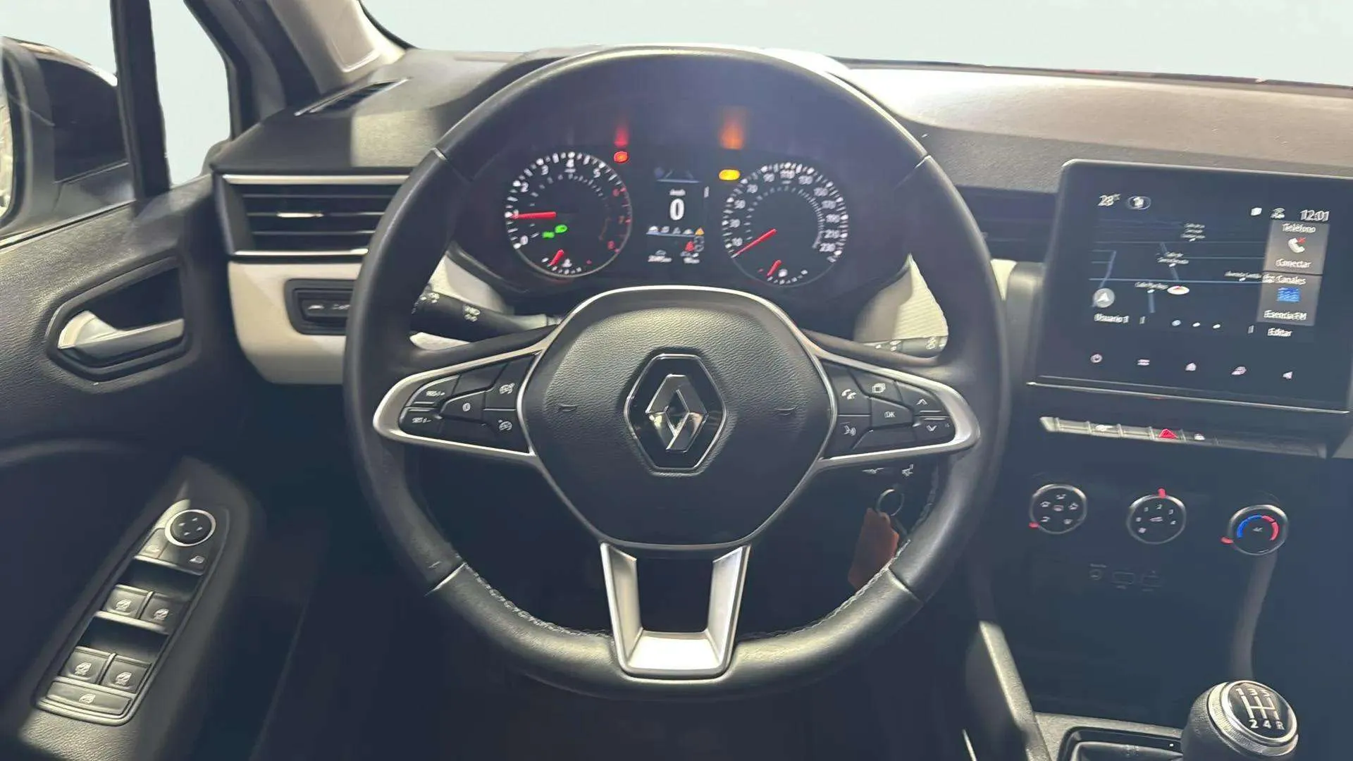 Renault Clio Evolution TCe - foto 10