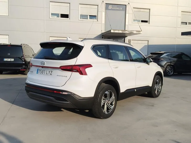 Hyundai Santa Fe 2.2 CRDi Klass DCT - foto 6