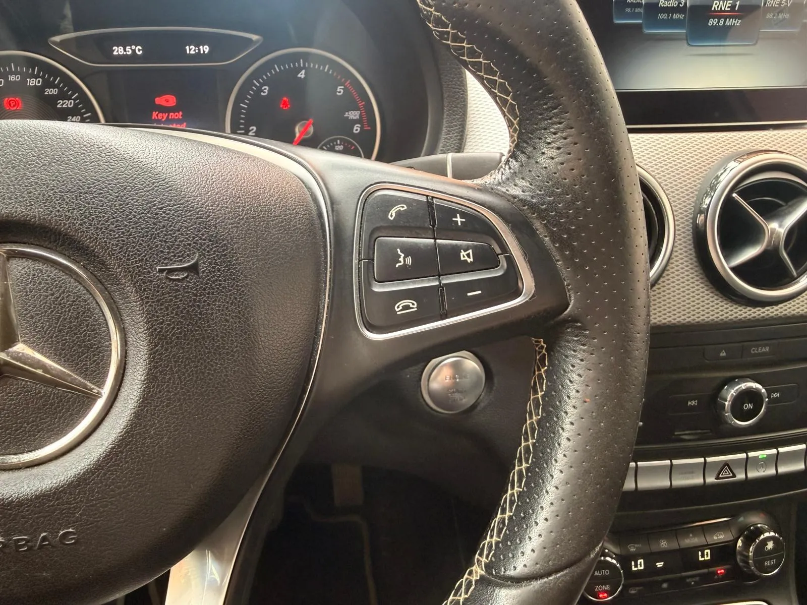 Mercedes-Benz Clase B B 200 d - foto 12