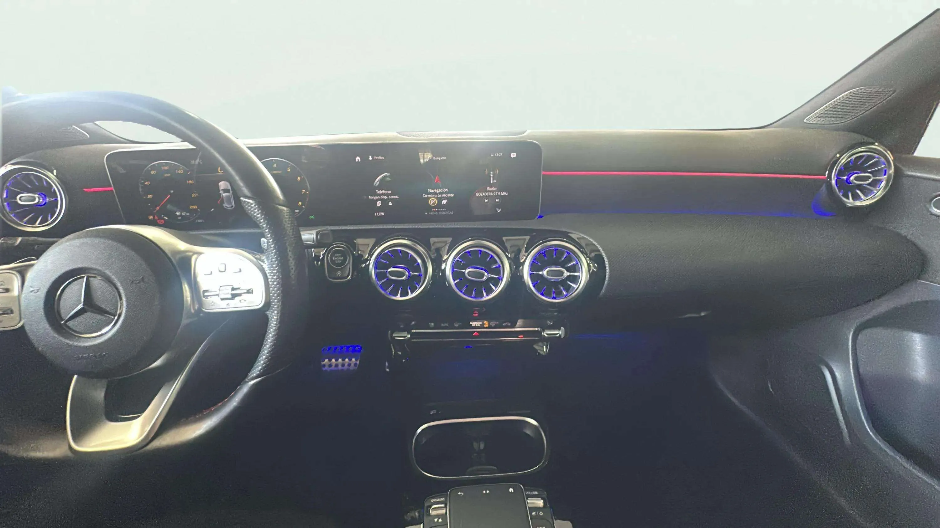 Mercedes-Benz Clase A A 250 4MATIC - foto 13