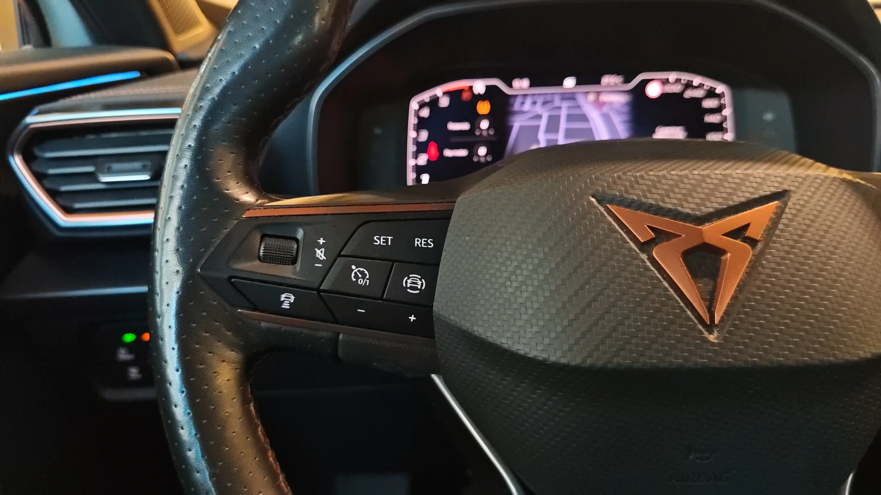 Cupra Formentor 2.0 TDI - foto 14
