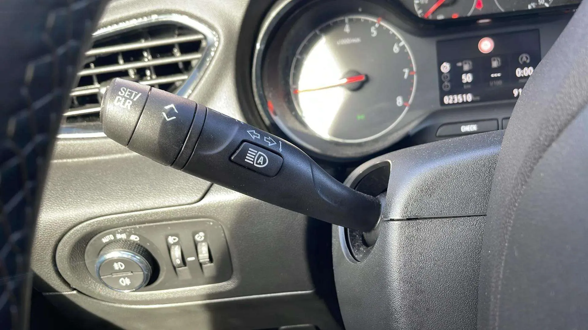 Opel Grandland 1.5 CDTi Design Tech - foto 30