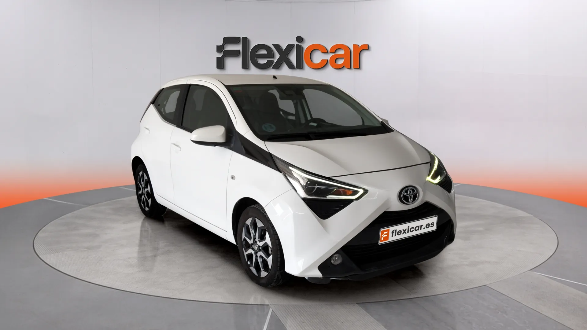 Toyota Aygo 1.0 70 x-play