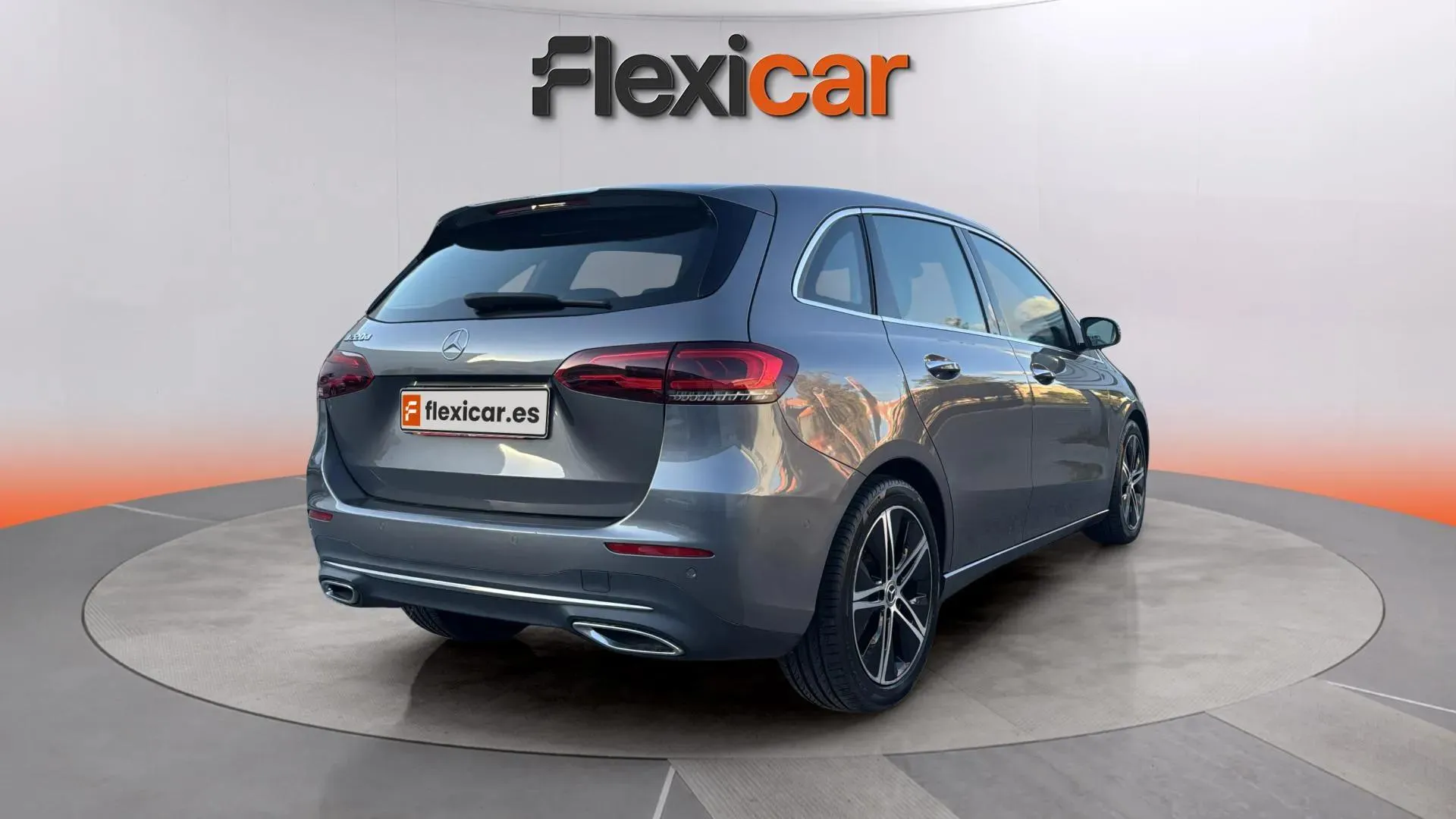 Mercedes-Benz Clase B B 220 d - foto 8