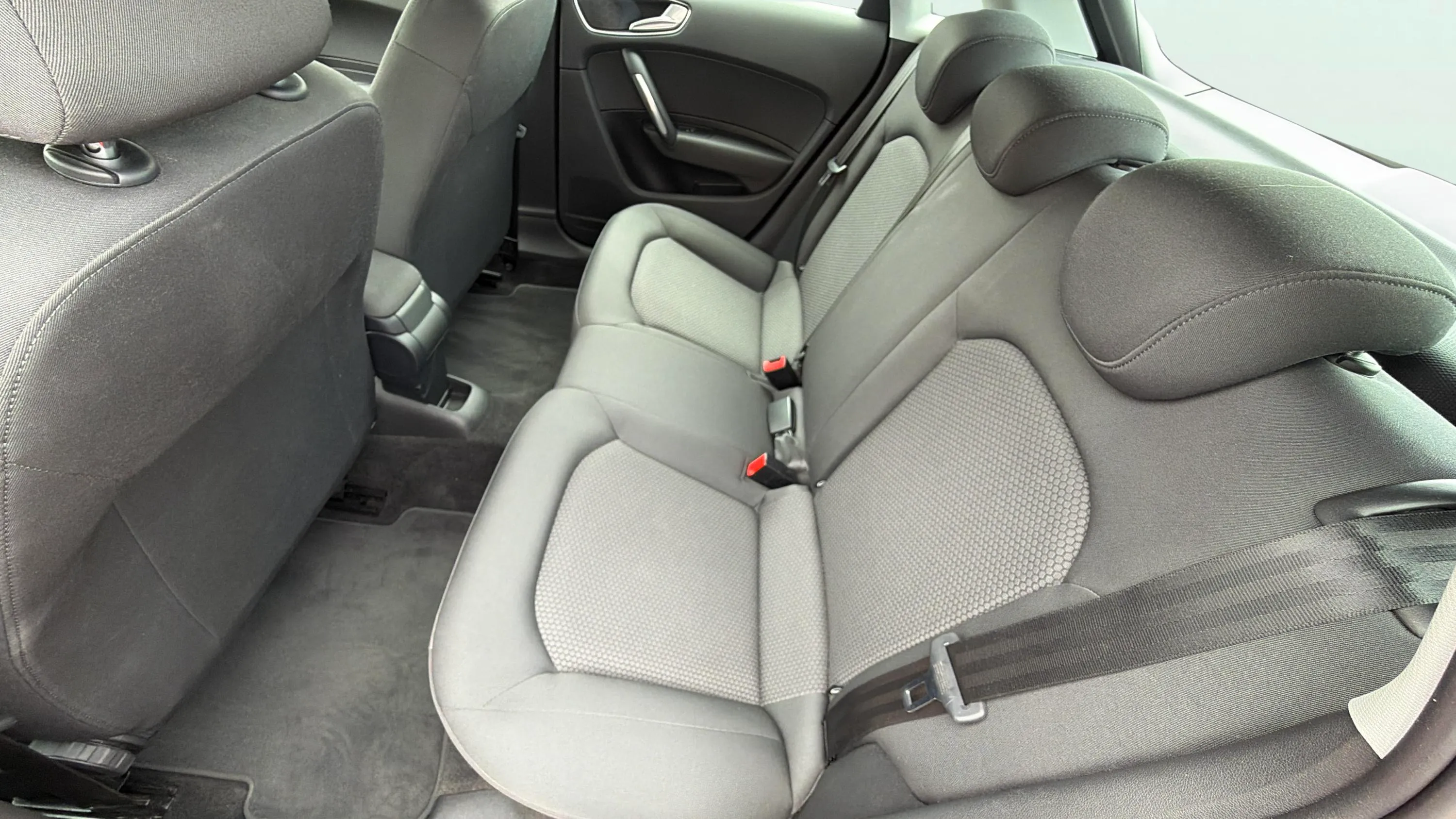 Audi A1 Sportback 1.0 TFSI Attracted - foto 16
