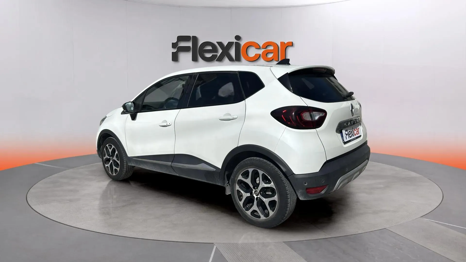 Renault Captur Zen TCe - foto 4